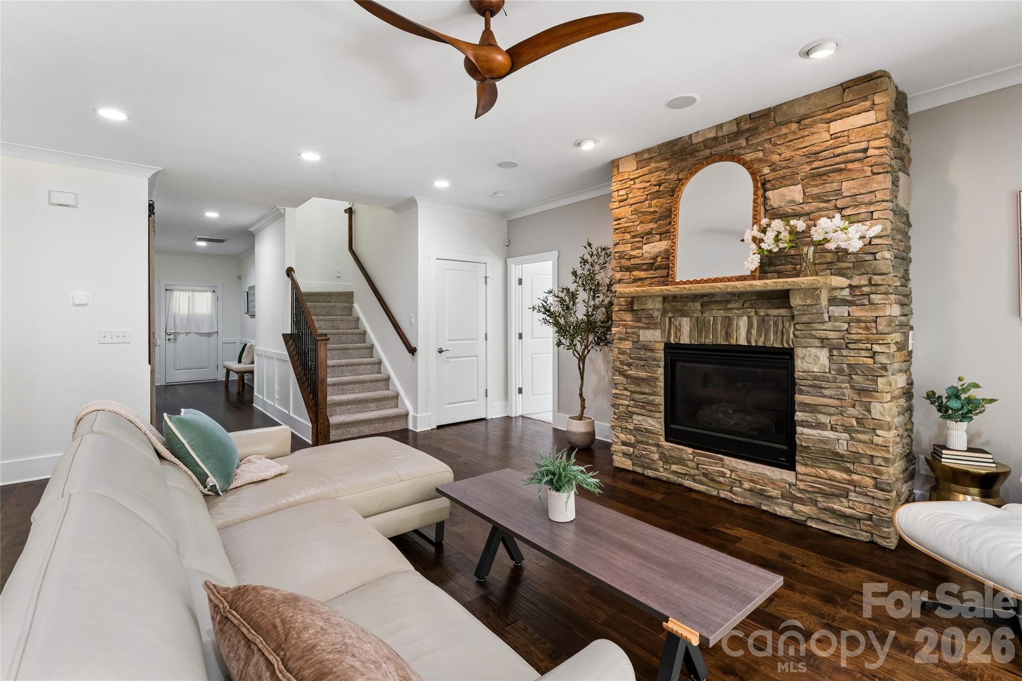 10177 Lakeshore Drive Property Photo 7