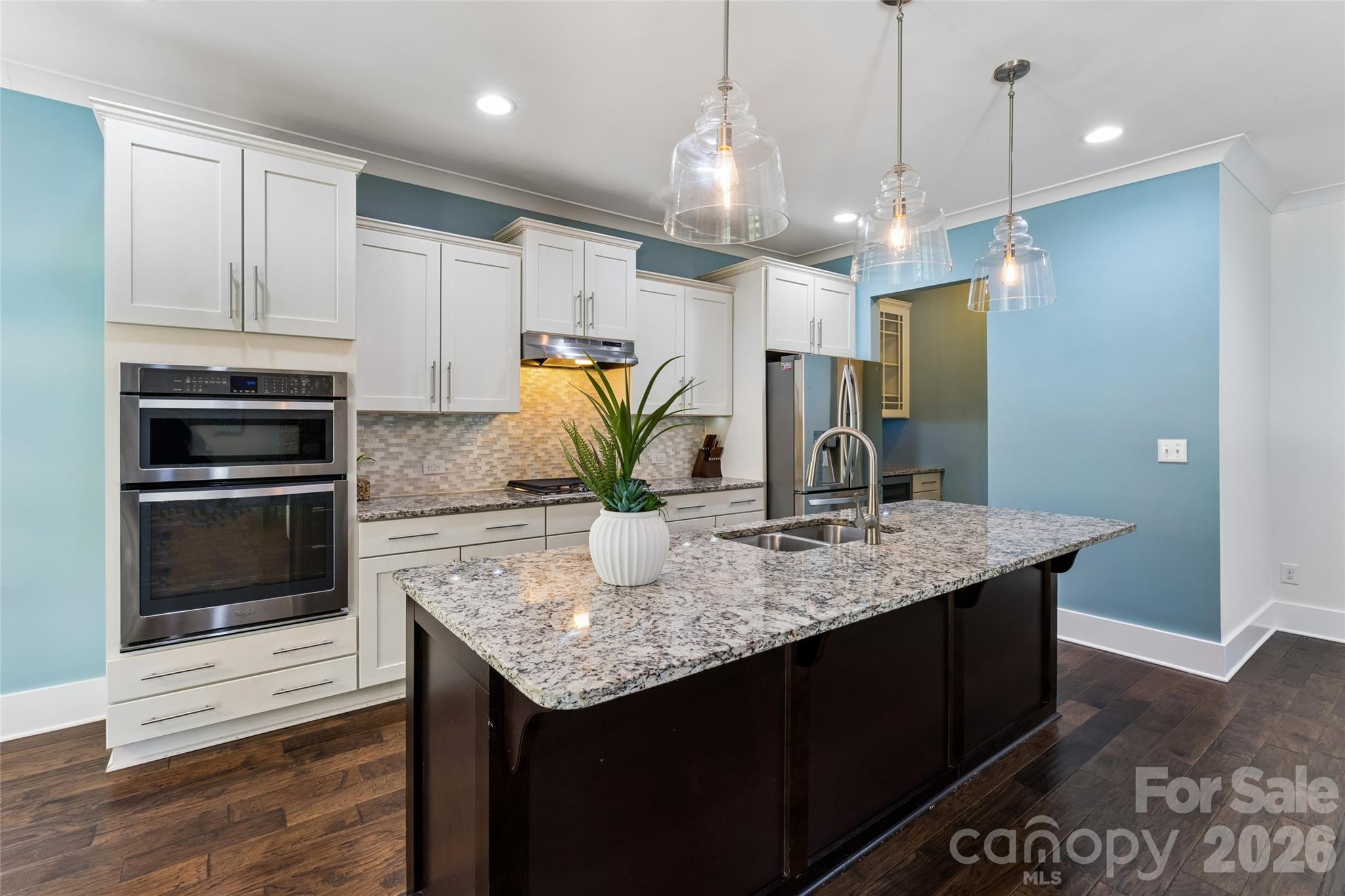 10177 Lakeshore Drive Property Photo 8