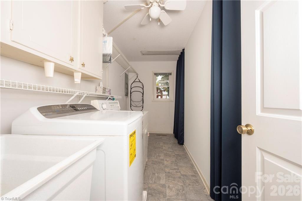 144 Riverside Court Property Photo 45