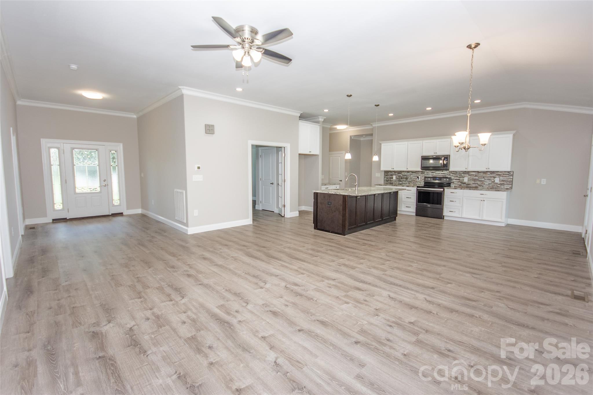 317 Thistle Lane Property Photo 5