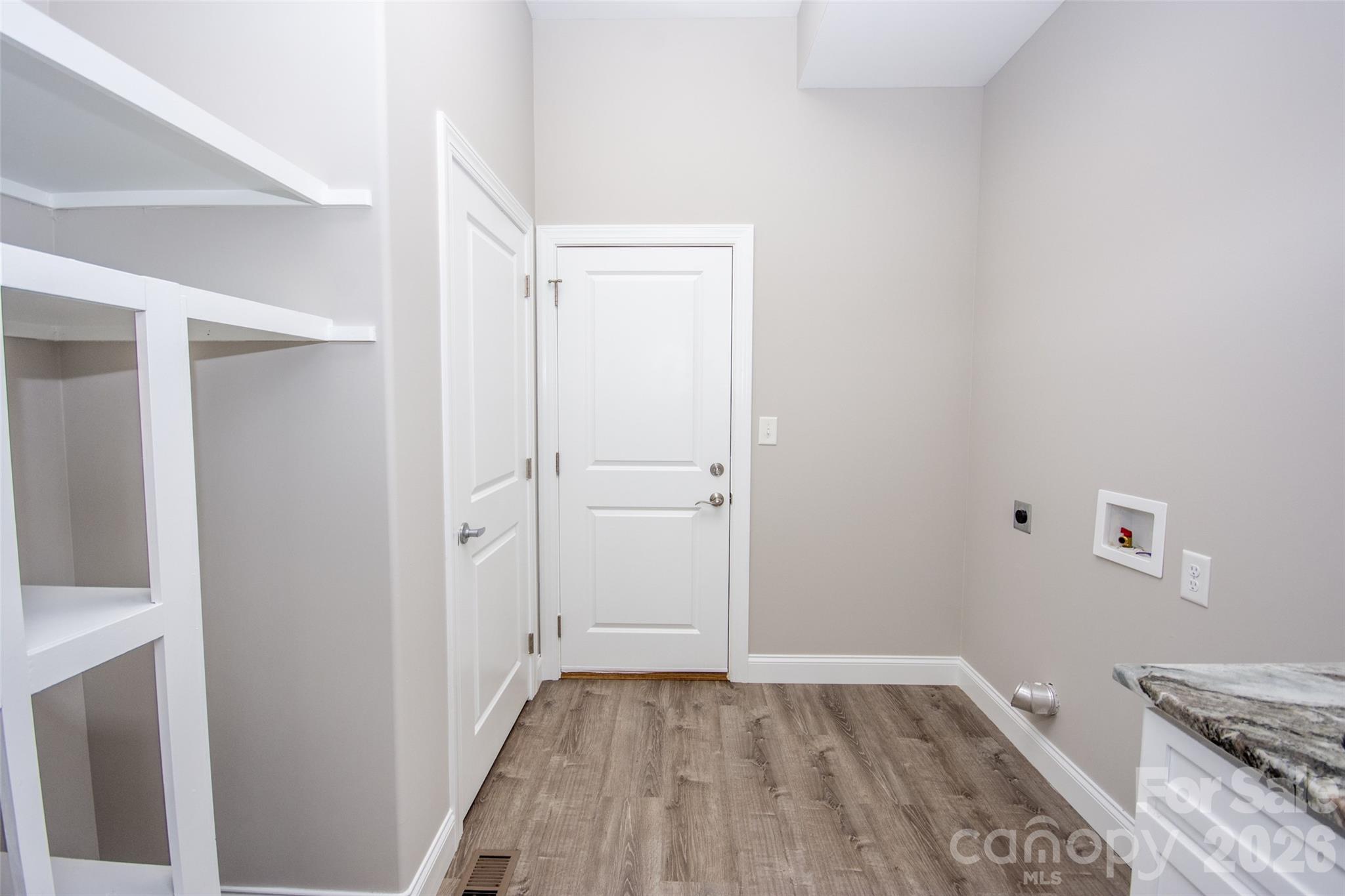 317 Thistle Lane Property Photo 12