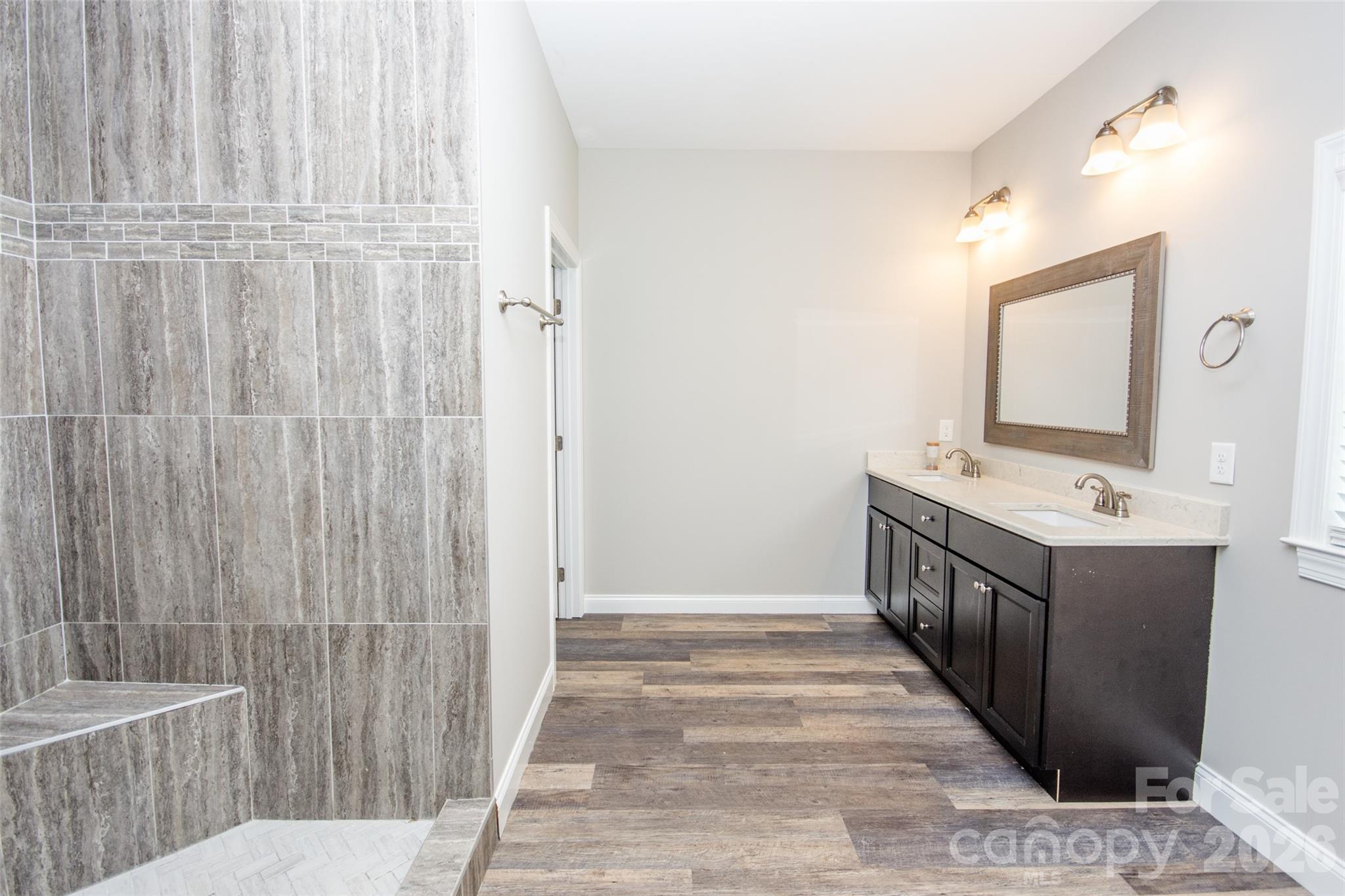 317 Thistle Lane Property Photo 17