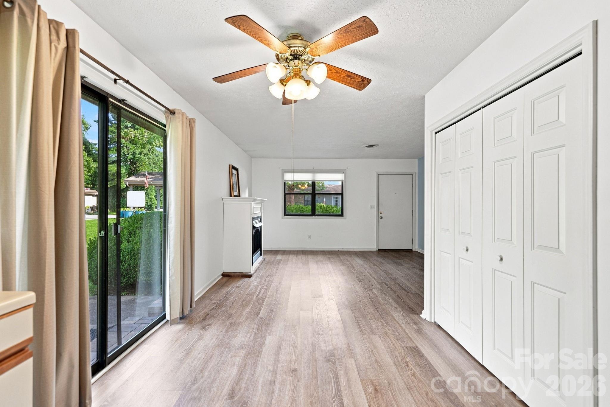 703 Farmington Circle Property Photo 24
