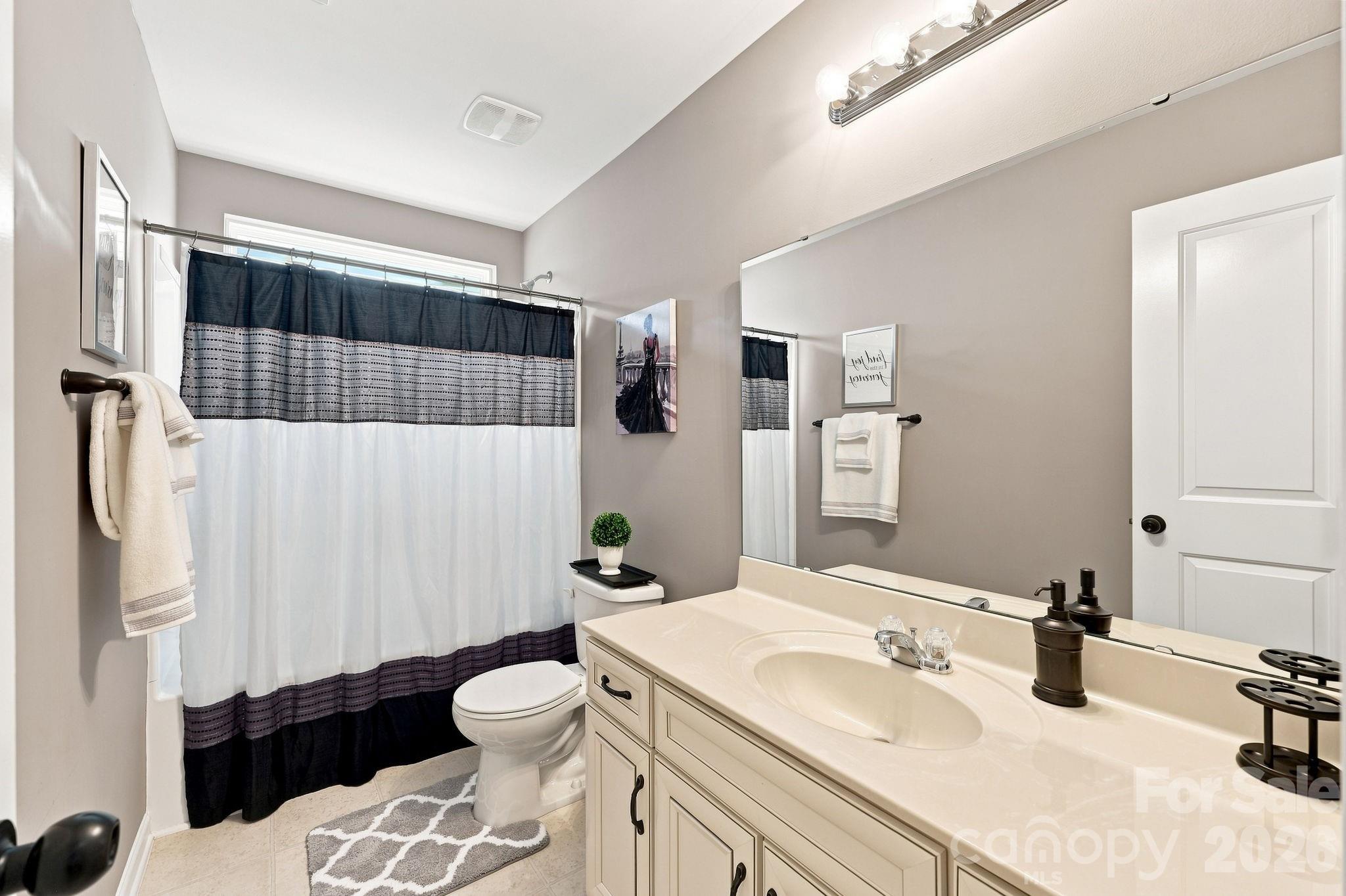 608 Augustus Lane Property Photo 28
