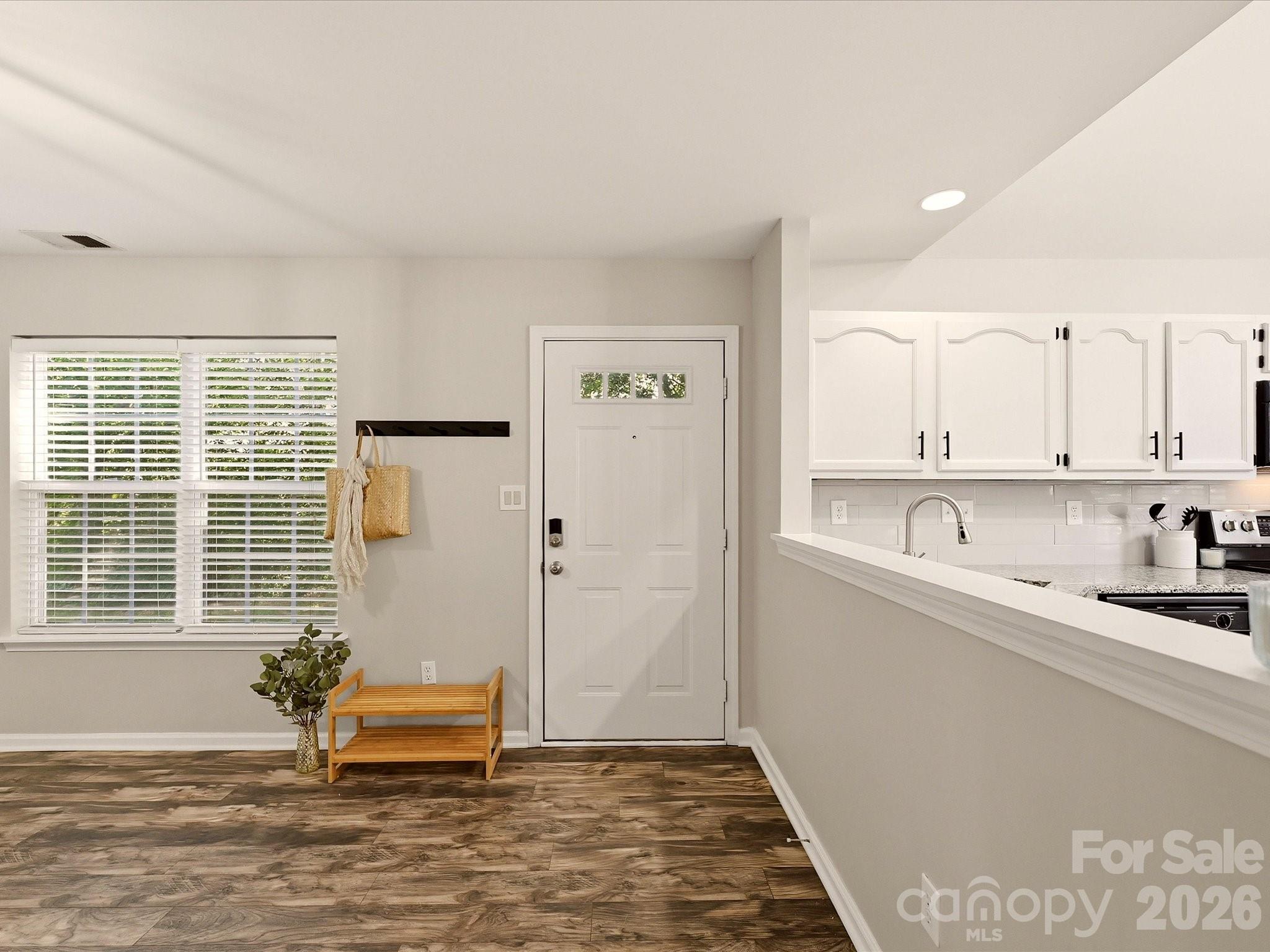 8810 Scotch Heather Way Property Photo 2