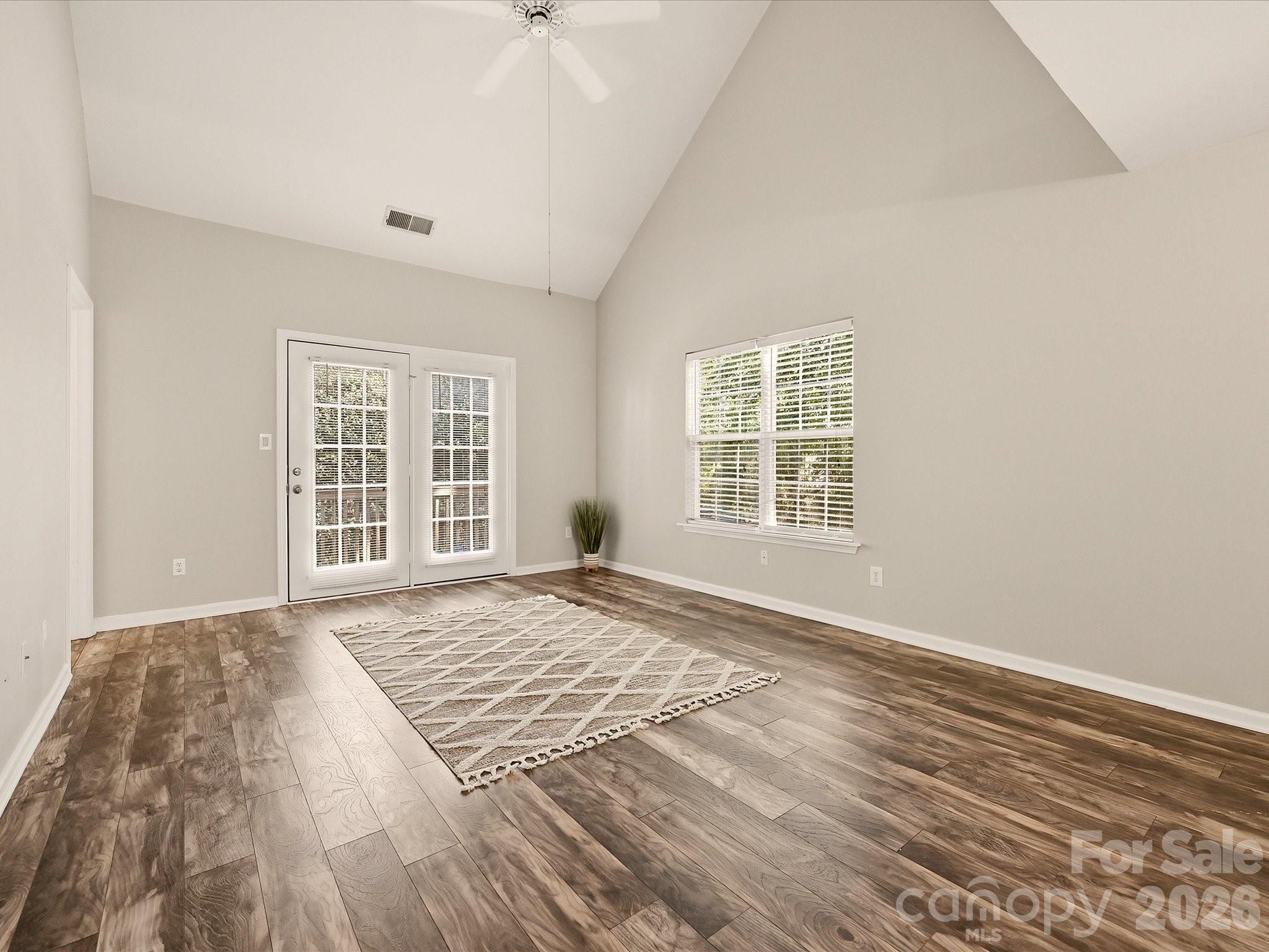 8810 Scotch Heather Way Property Photo 5