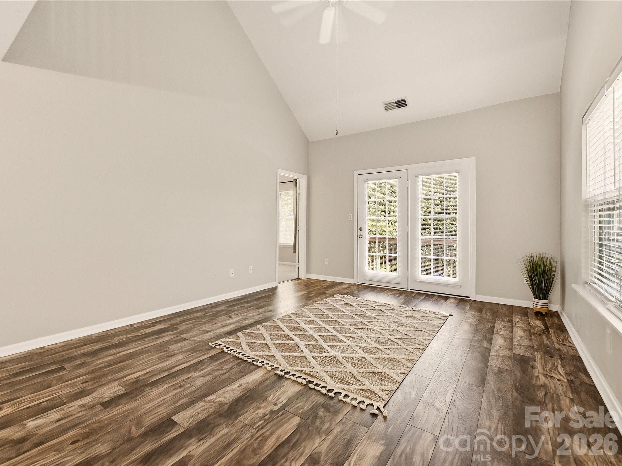 8810 Scotch Heather Way Property Photo 6