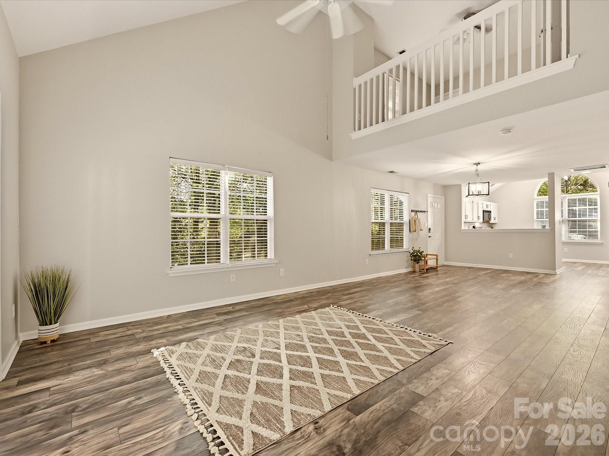 8810 Scotch Heather Way Property Photo 9