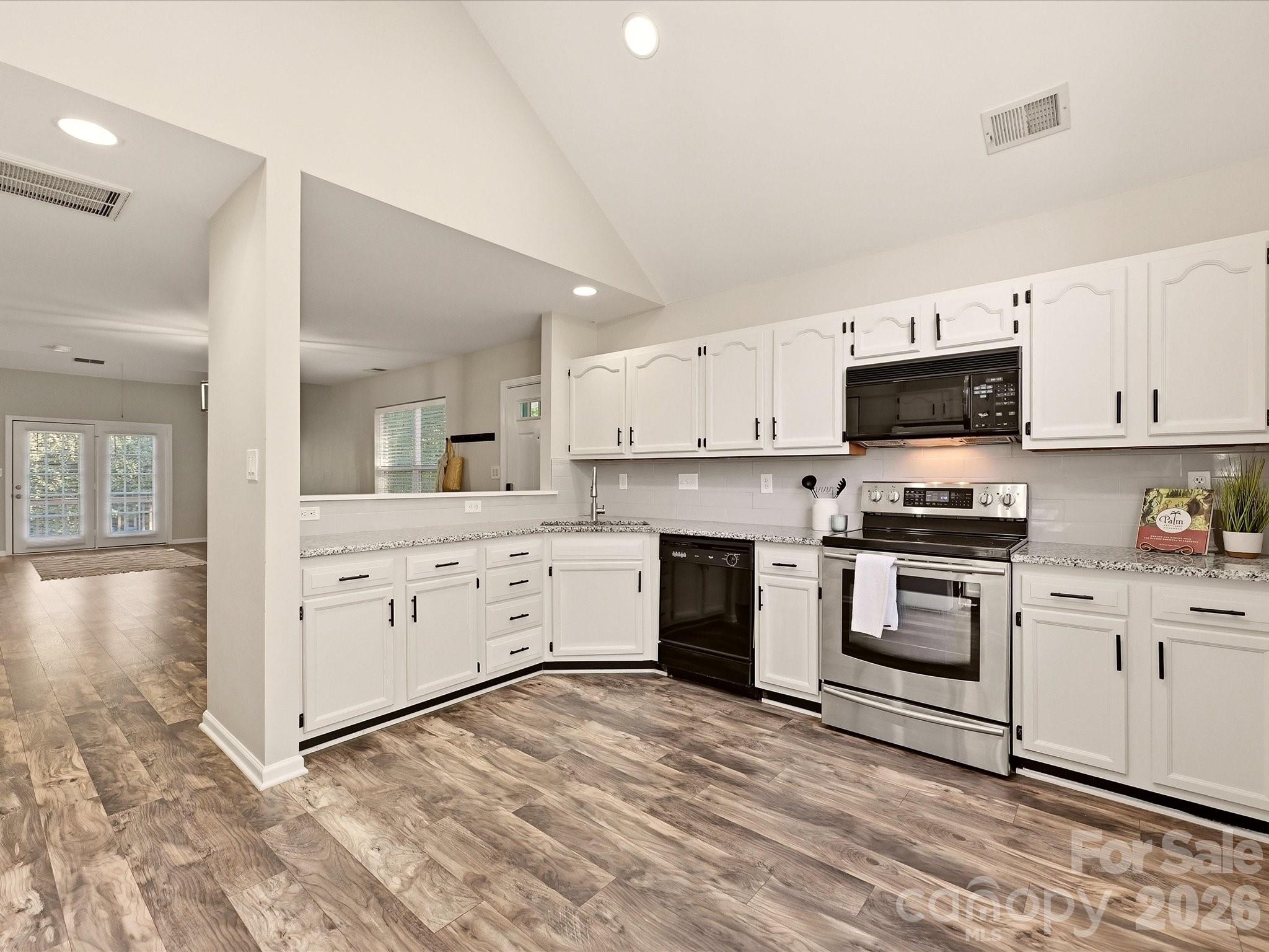 8810 Scotch Heather Way Property Photo 15