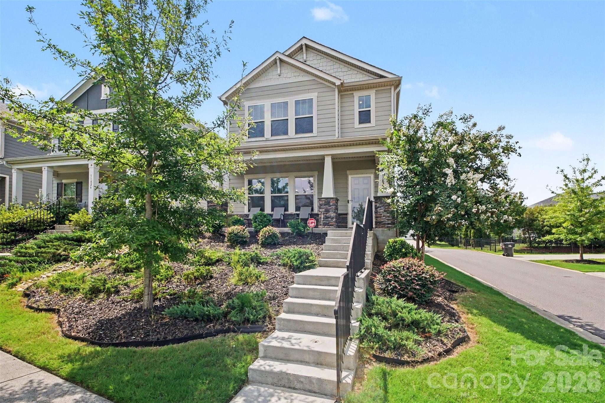 11822 Midnight Way Property Photo 1