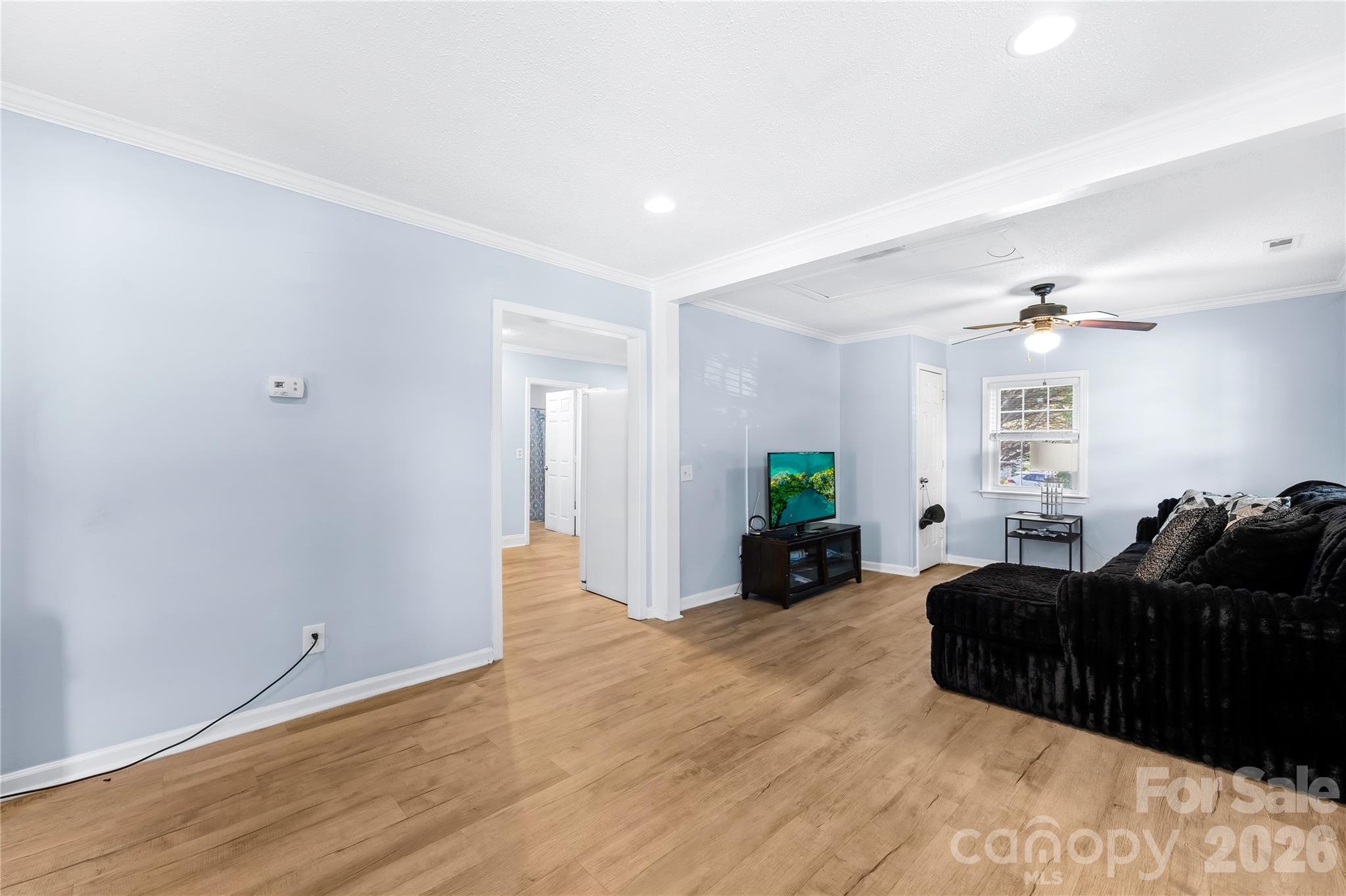 2104 Court Drive Property Photo 8