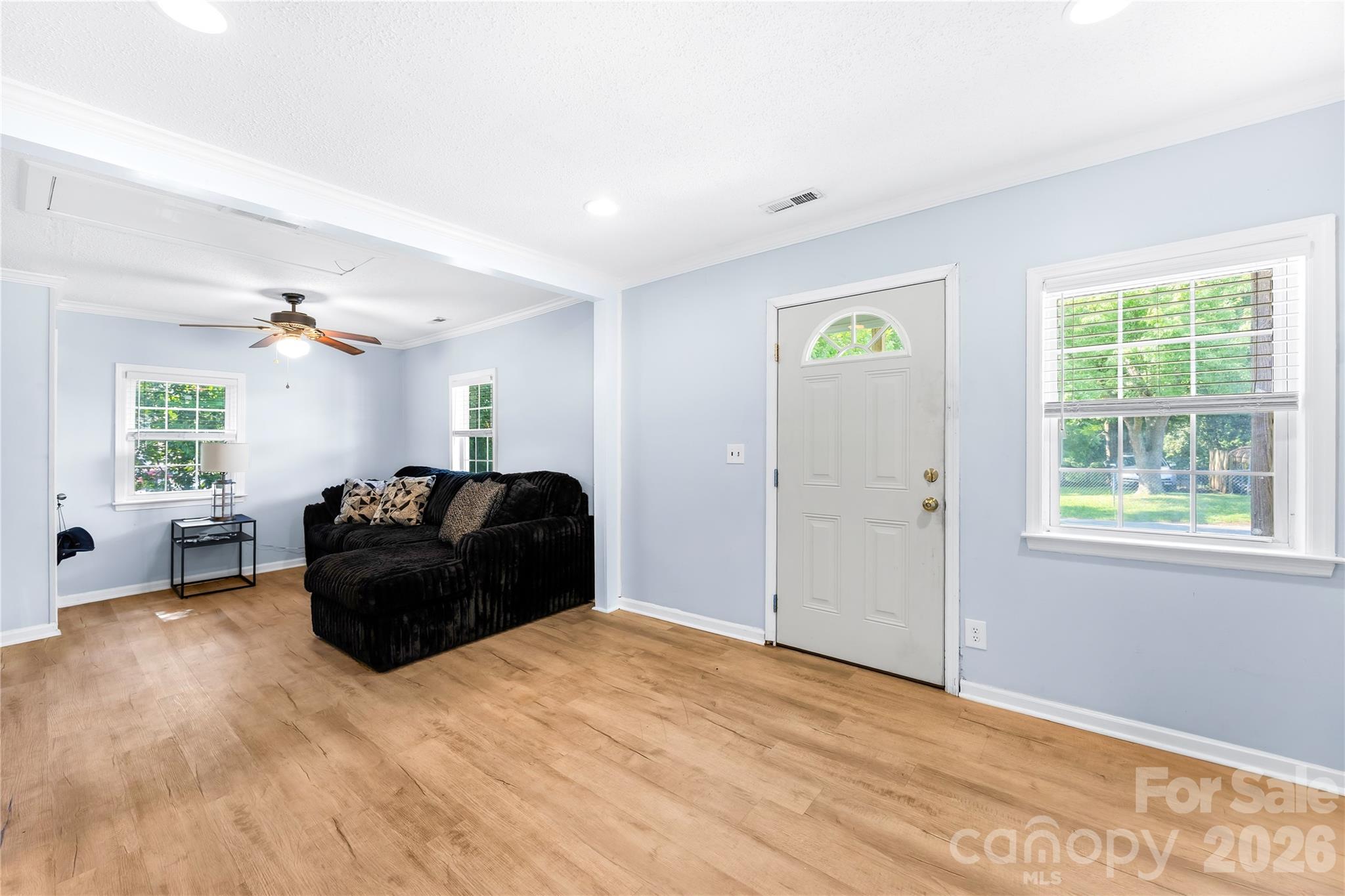 2104 Court Drive Property Photo 9
