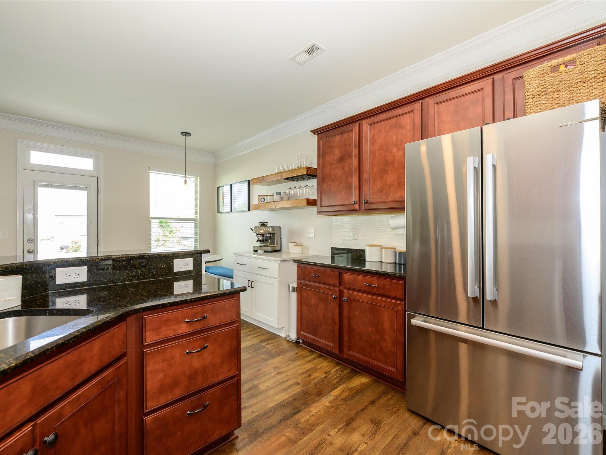 1065 Pennington Drive Property Photo 11