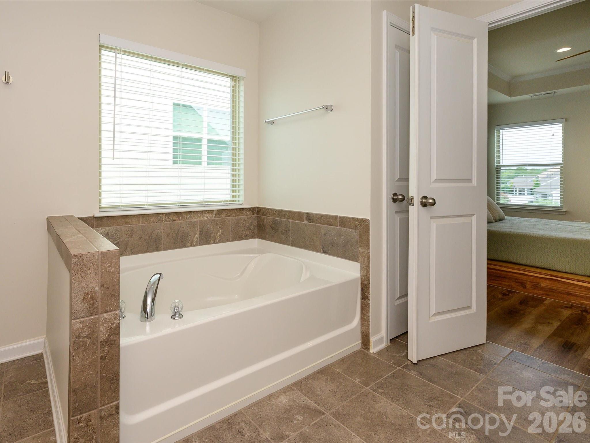 1065 Pennington Drive Property Photo 19