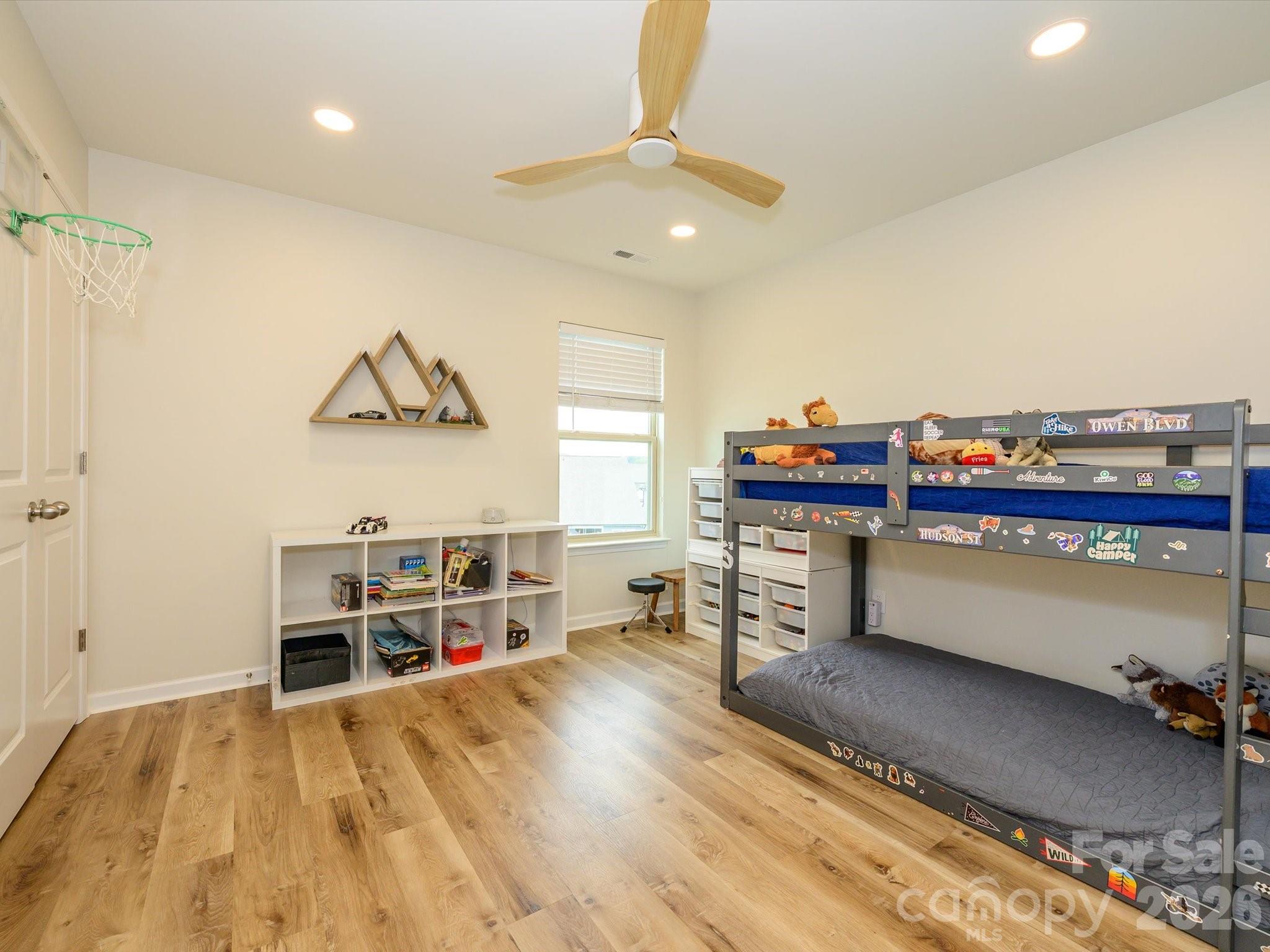 1065 Pennington Drive Property Photo 23