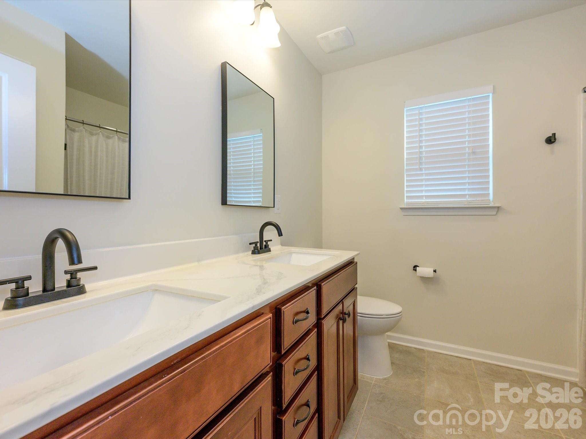 1065 Pennington Drive Property Photo 26
