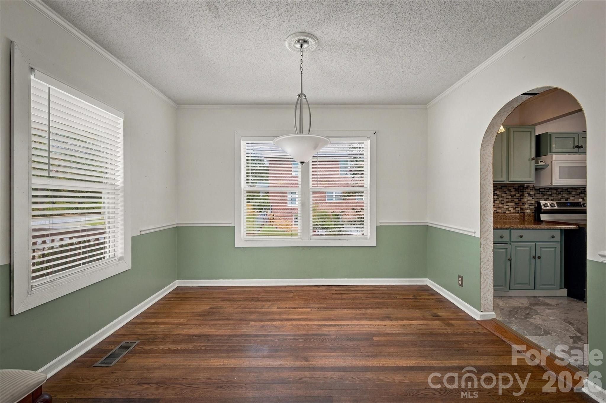 1511 Harper Avenue Property Photo 5