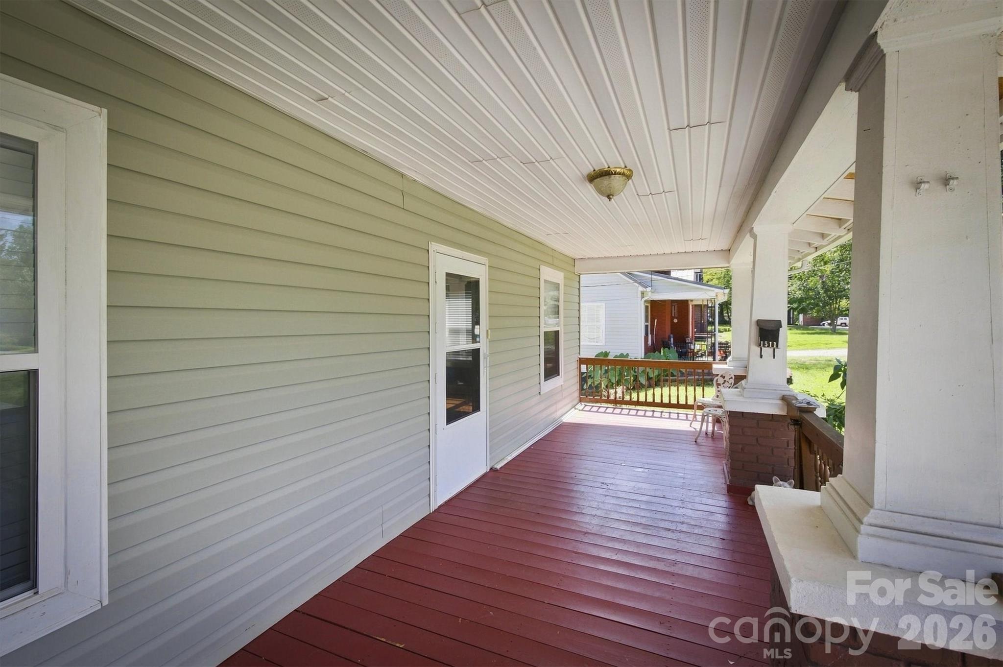 1511 Harper Avenue Property Photo 6