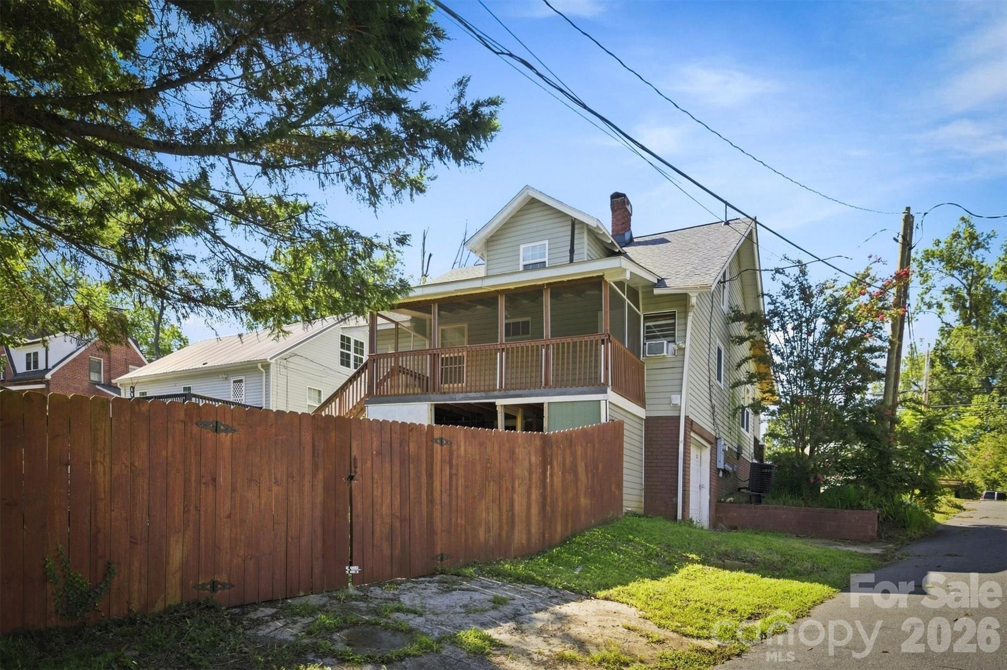 1511 Harper Avenue Property Photo 18