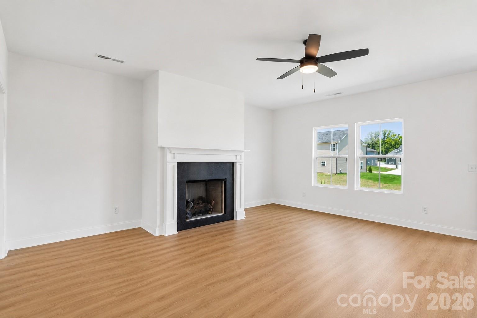3045 Swallowtail Lane Property Photo 8
