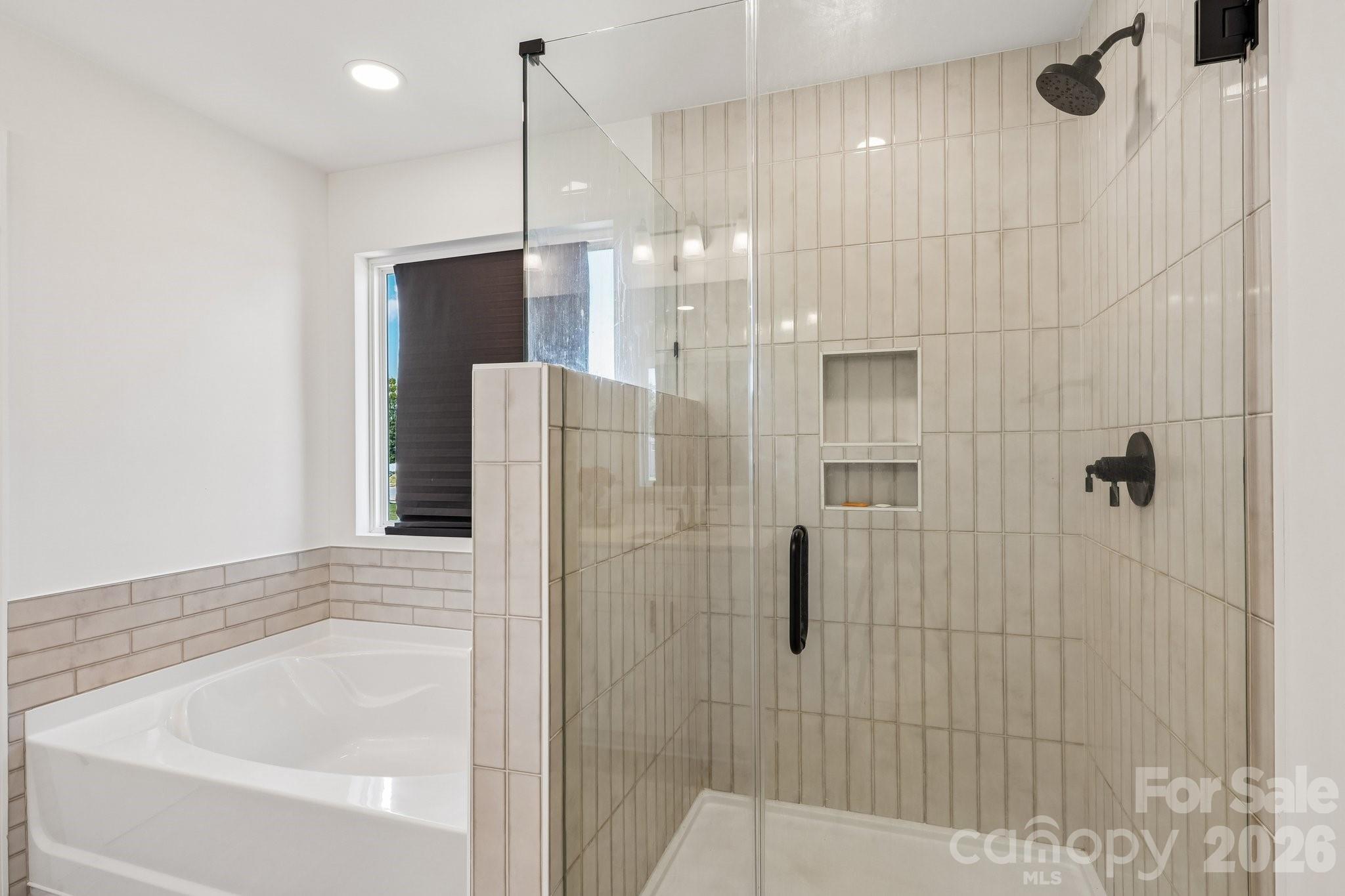 3045 Swallowtail Lane Property Photo 17
