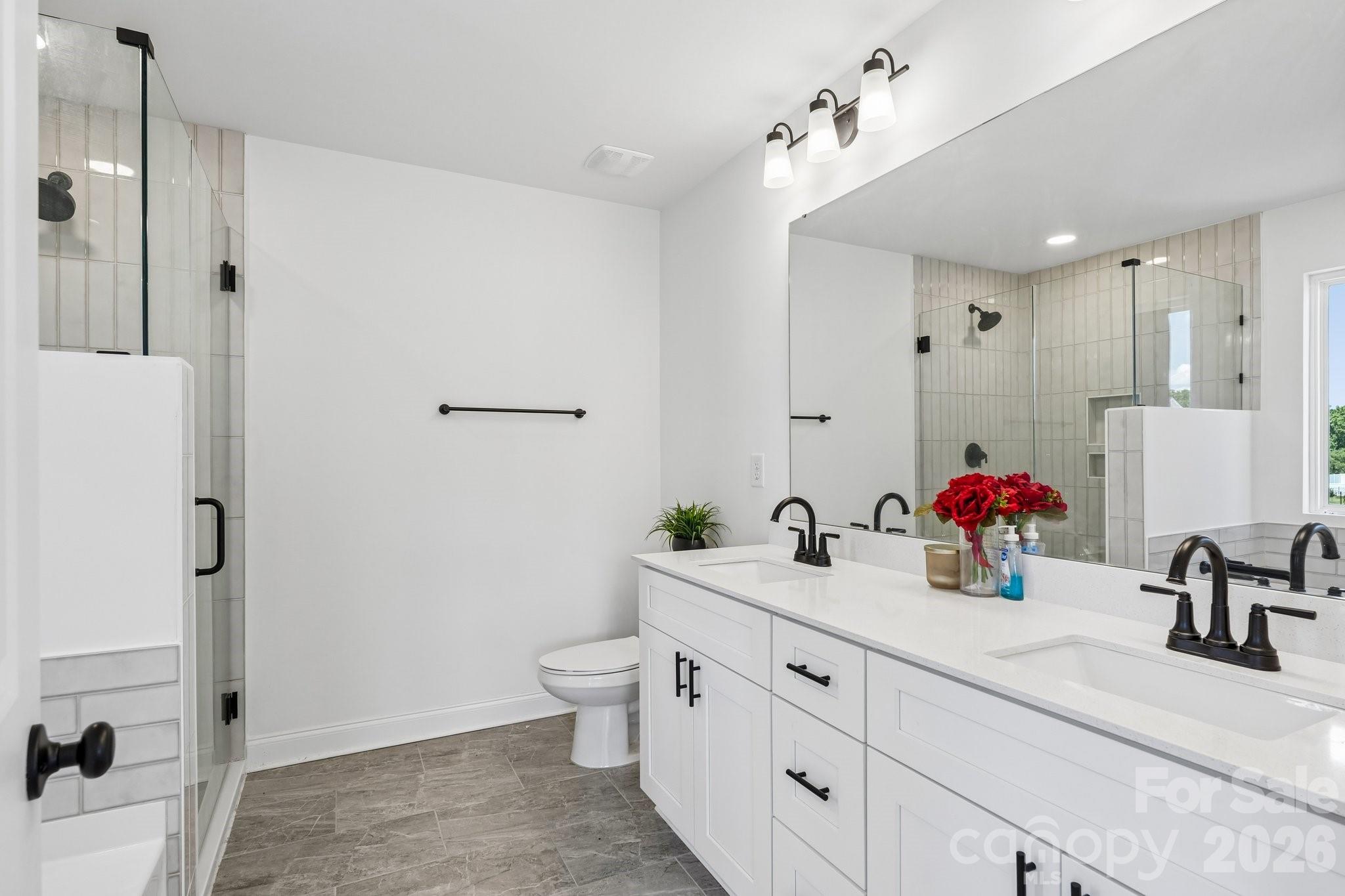 3045 Swallowtail Lane Property Photo 18