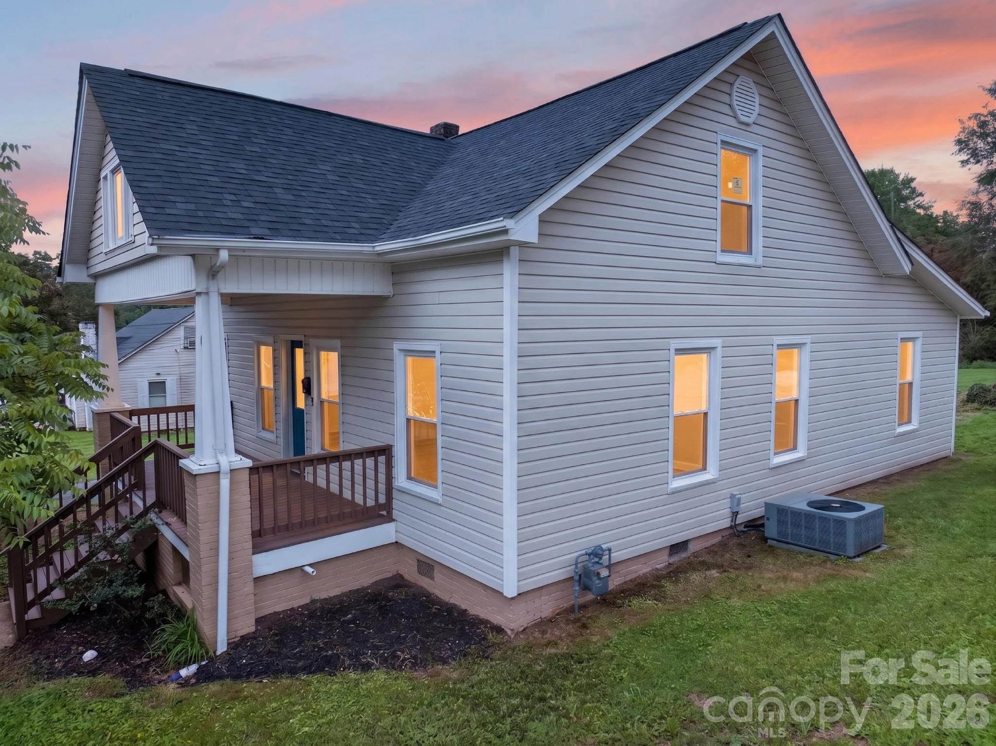 410 Spruce Street Property Photo 1