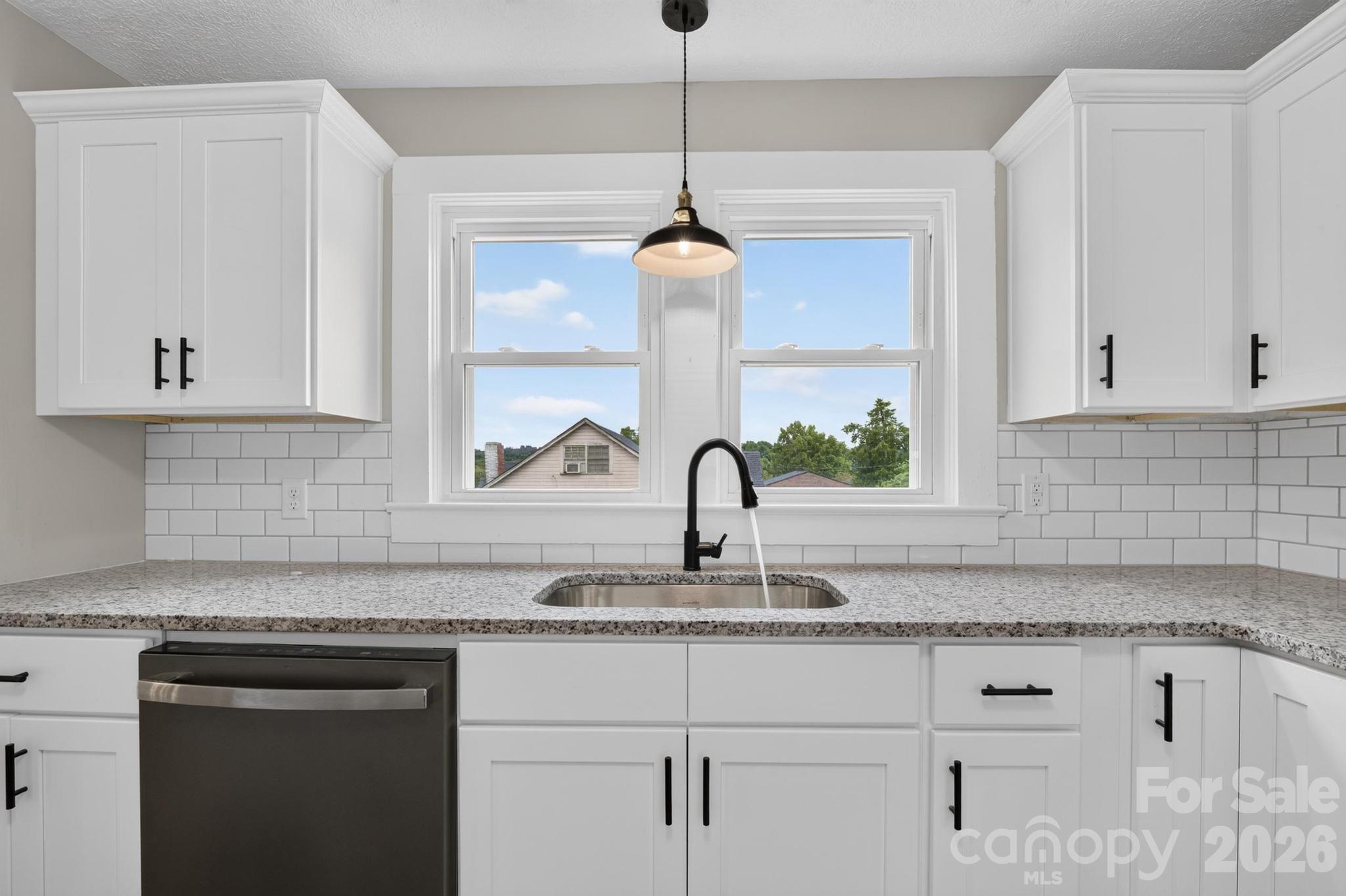 410 Spruce Street Property Photo 5