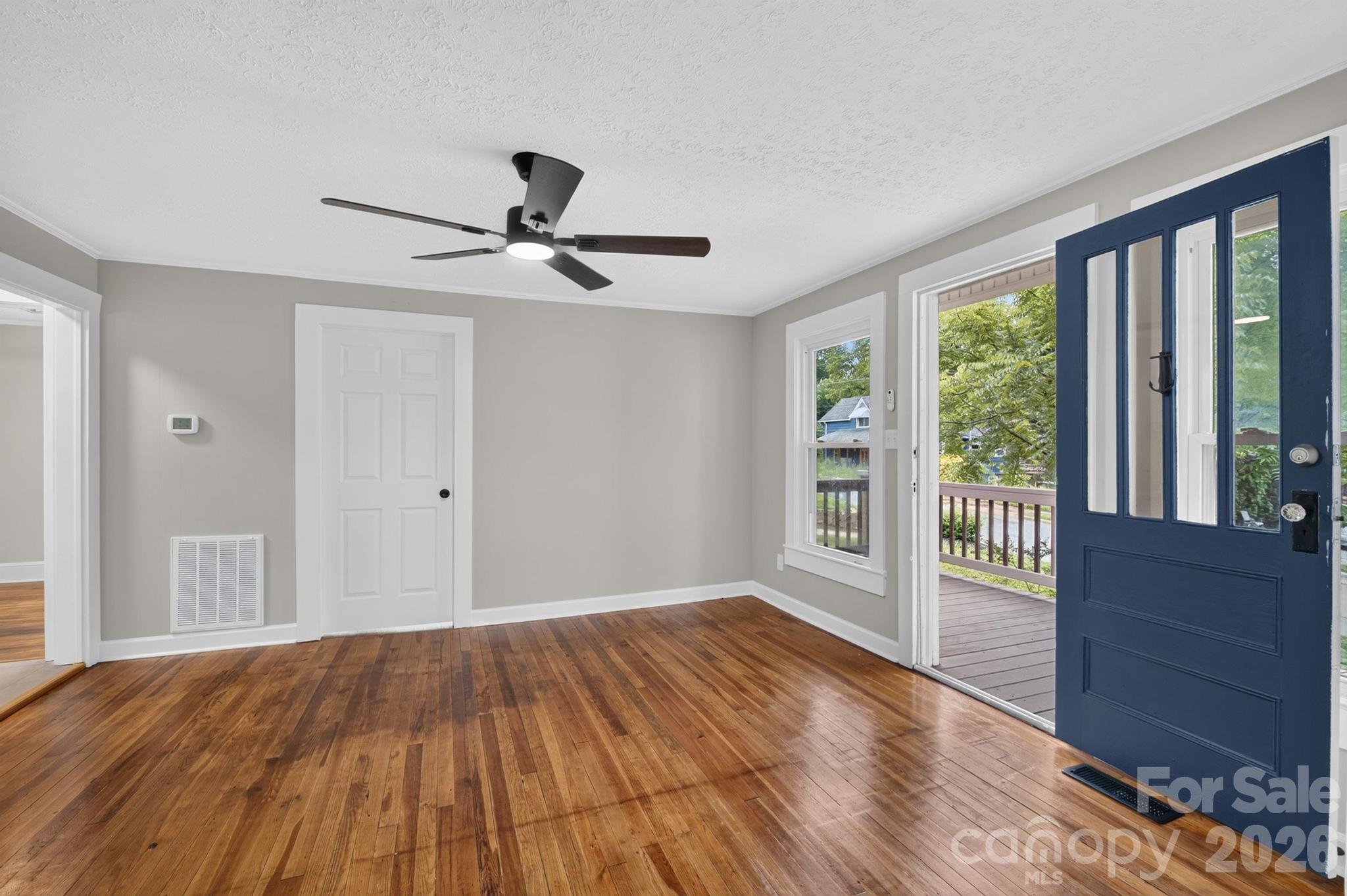 410 Spruce Street Property Photo 15