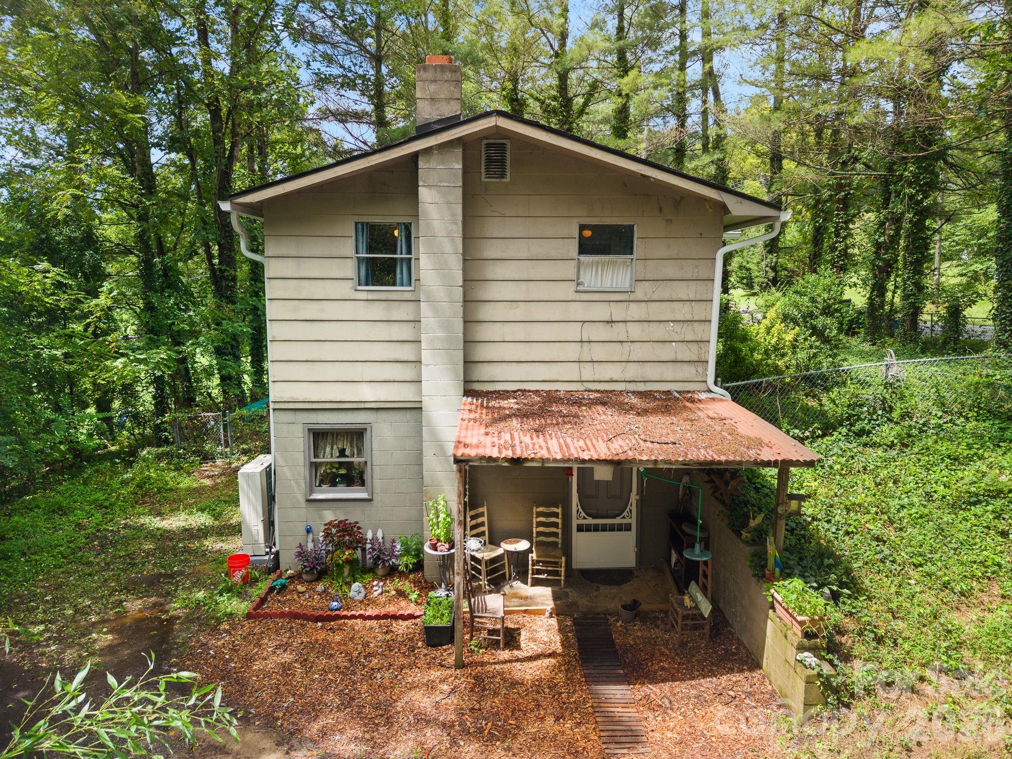 649 Monte Vista Road Property Photo 5