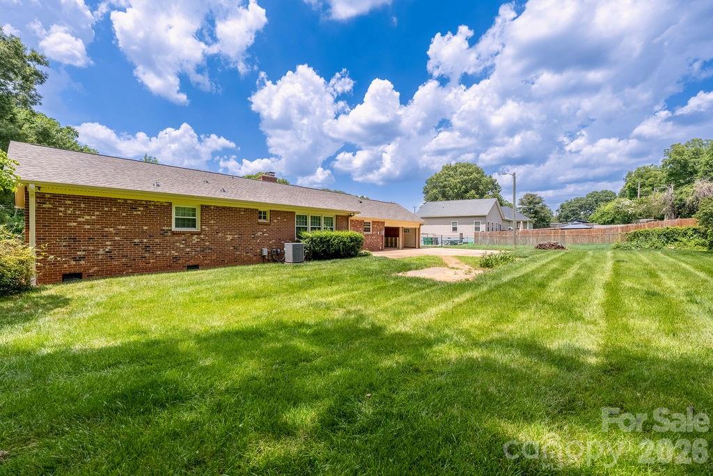 5022 Cheviot Road Property Photo 2
