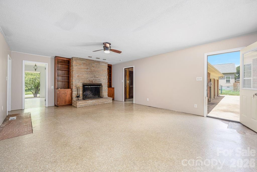 5022 Cheviot Road Property Photo 4