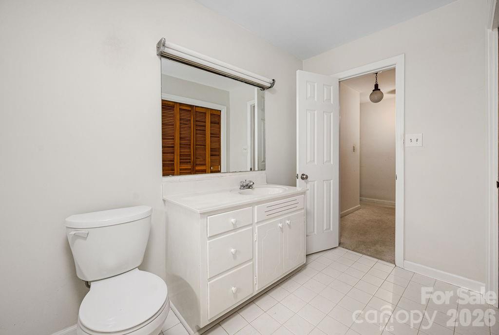 5022 Cheviot Road Property Photo 8