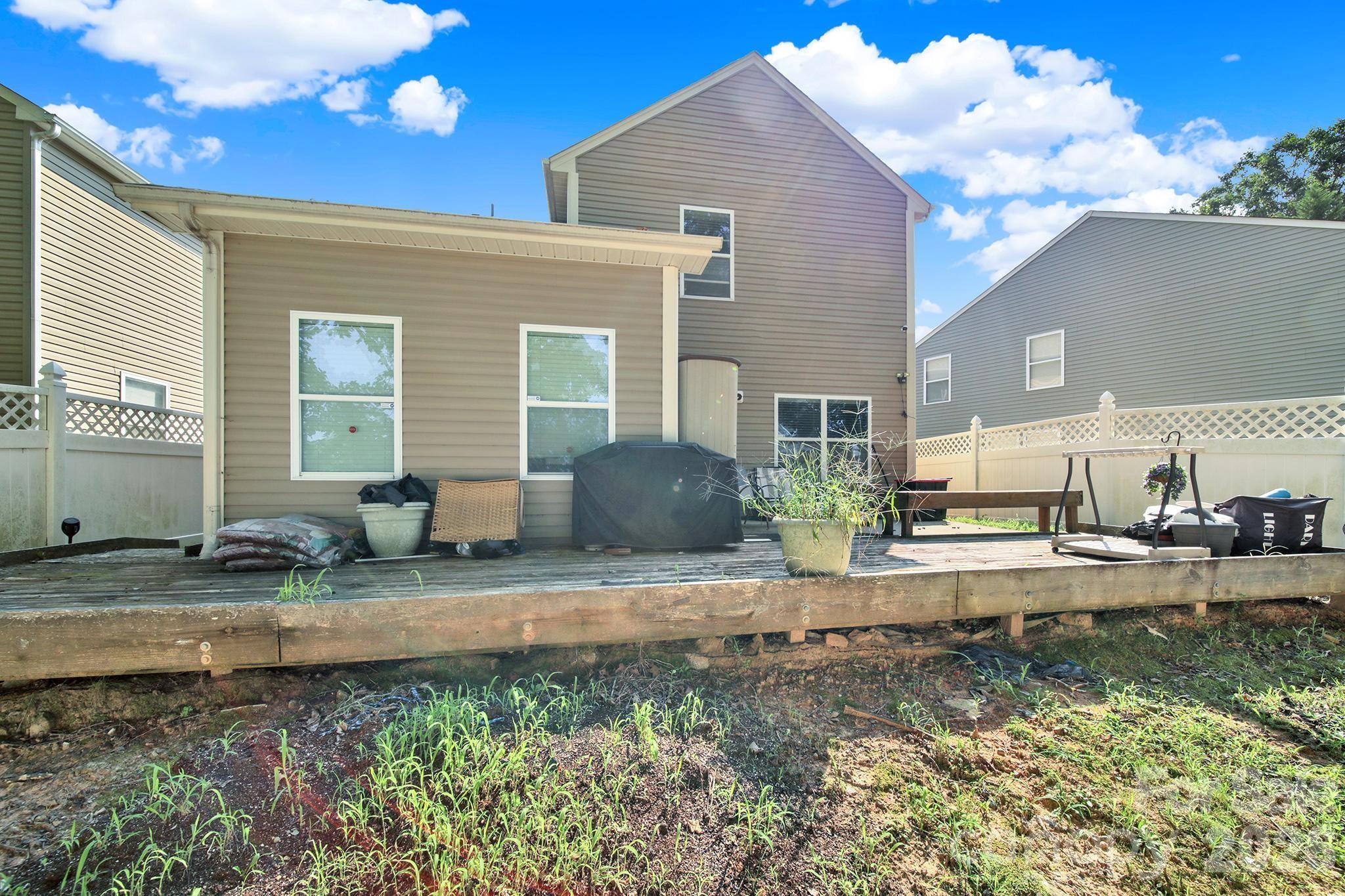 2748 Bramble Ridge Court Property Photo 18