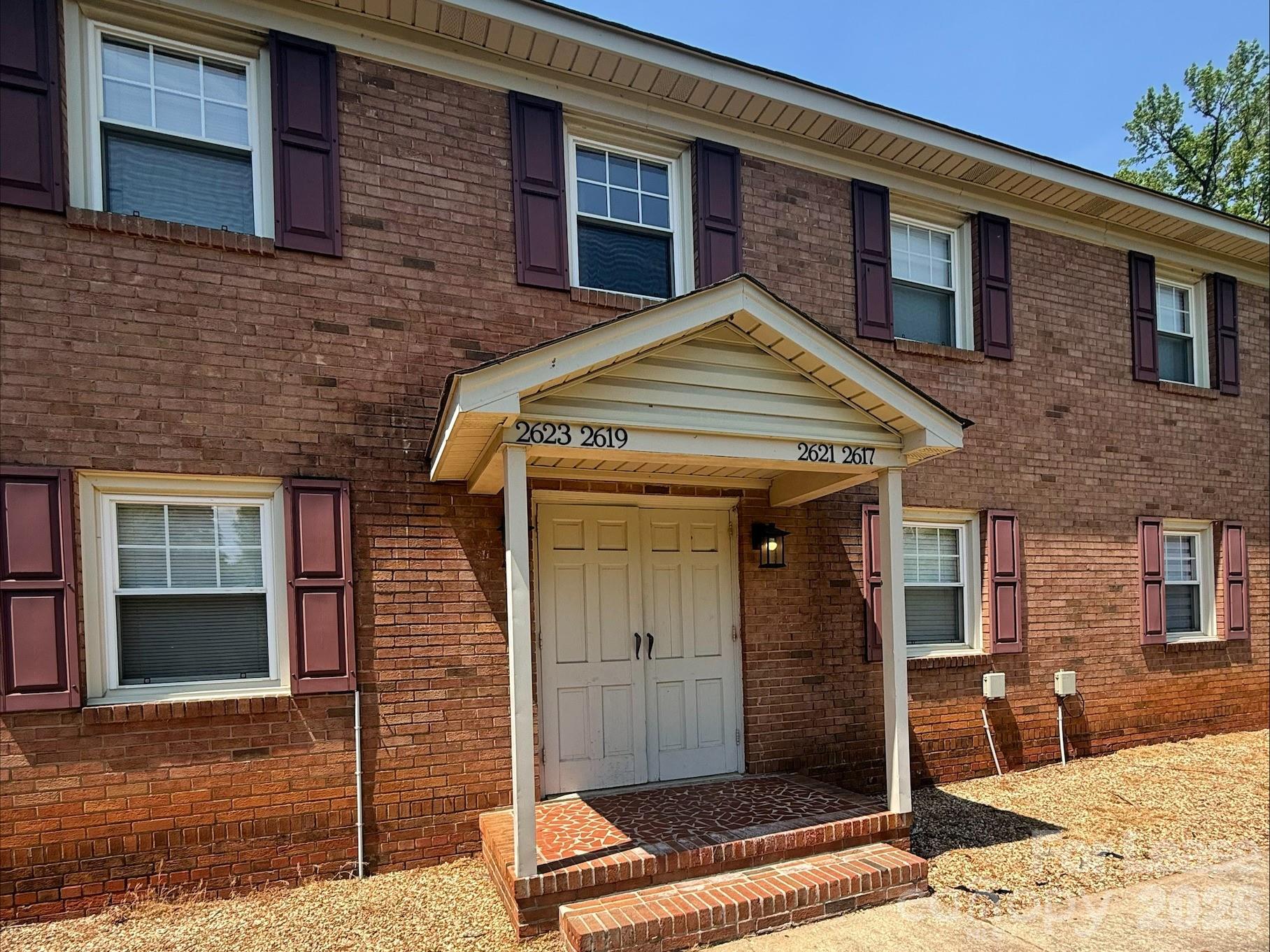 2623 Vail Avenue Property Photo 1