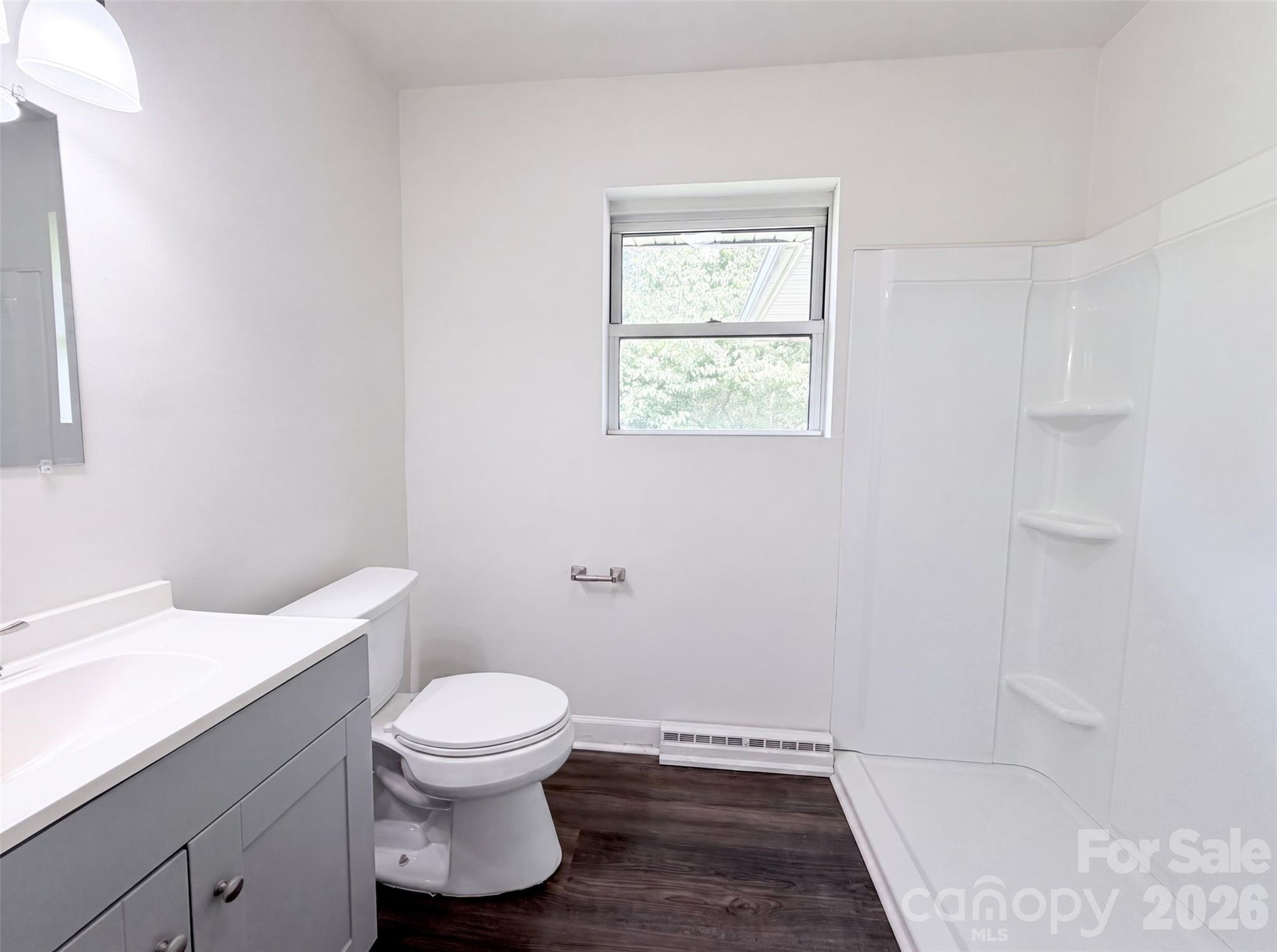 411 Roy Eaker Road Property Photo 10