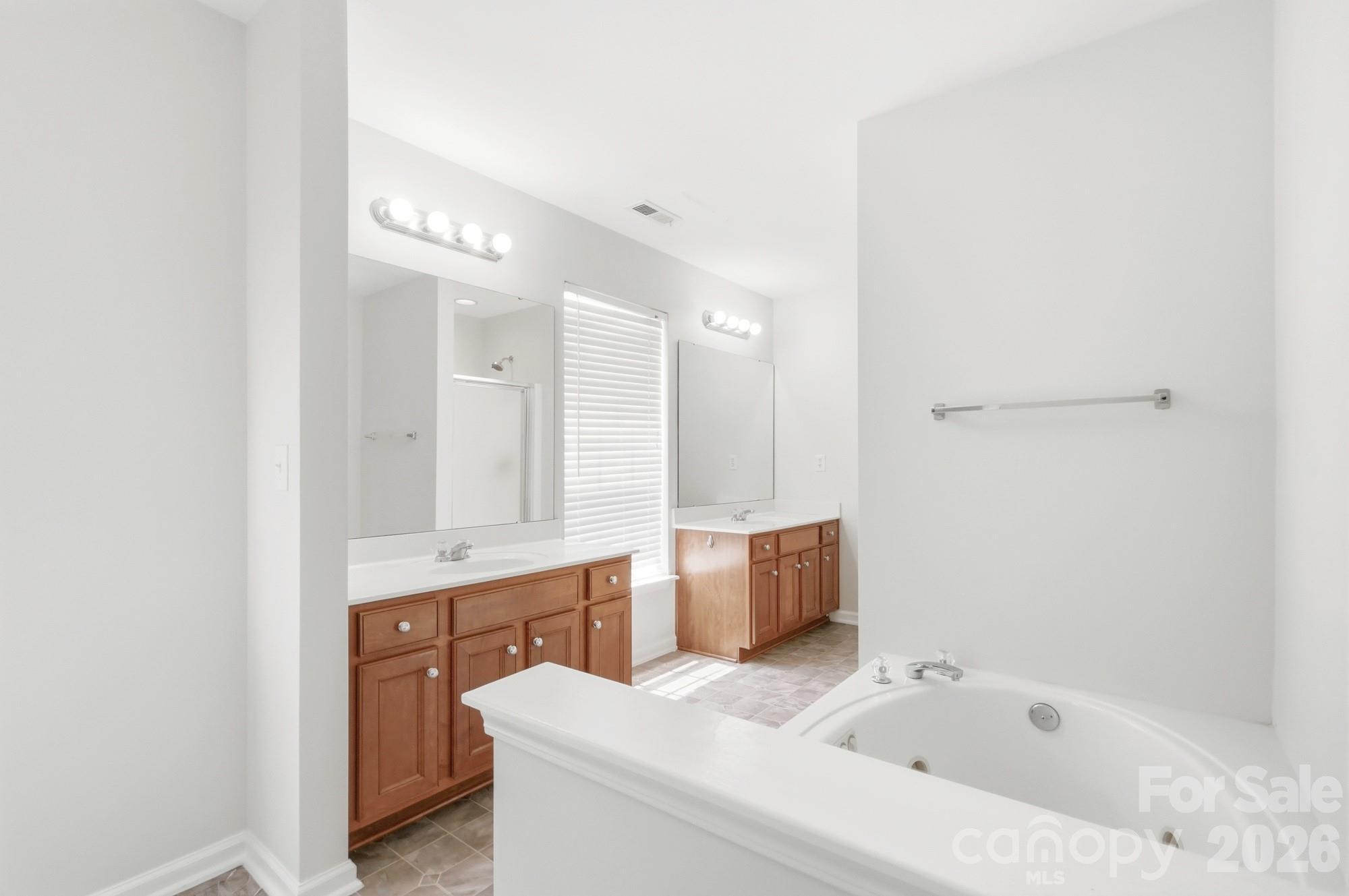 4010 Lawrence Daniel Drive Property Photo 13