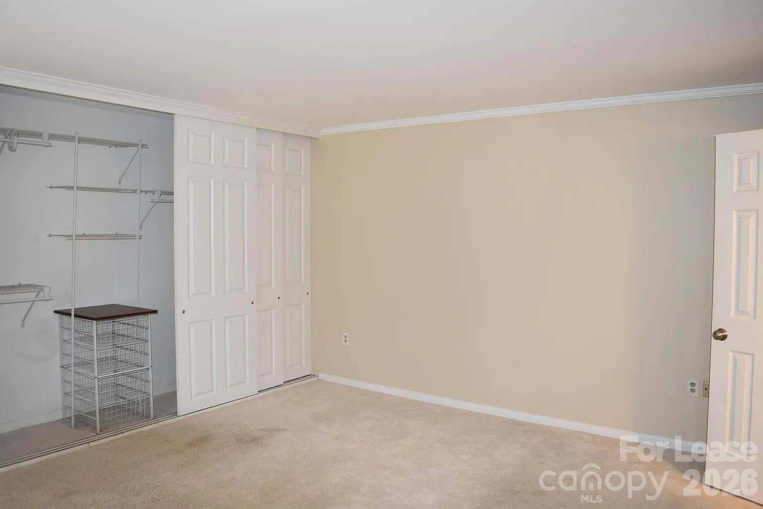 413 W 8th Street Property Photo 6