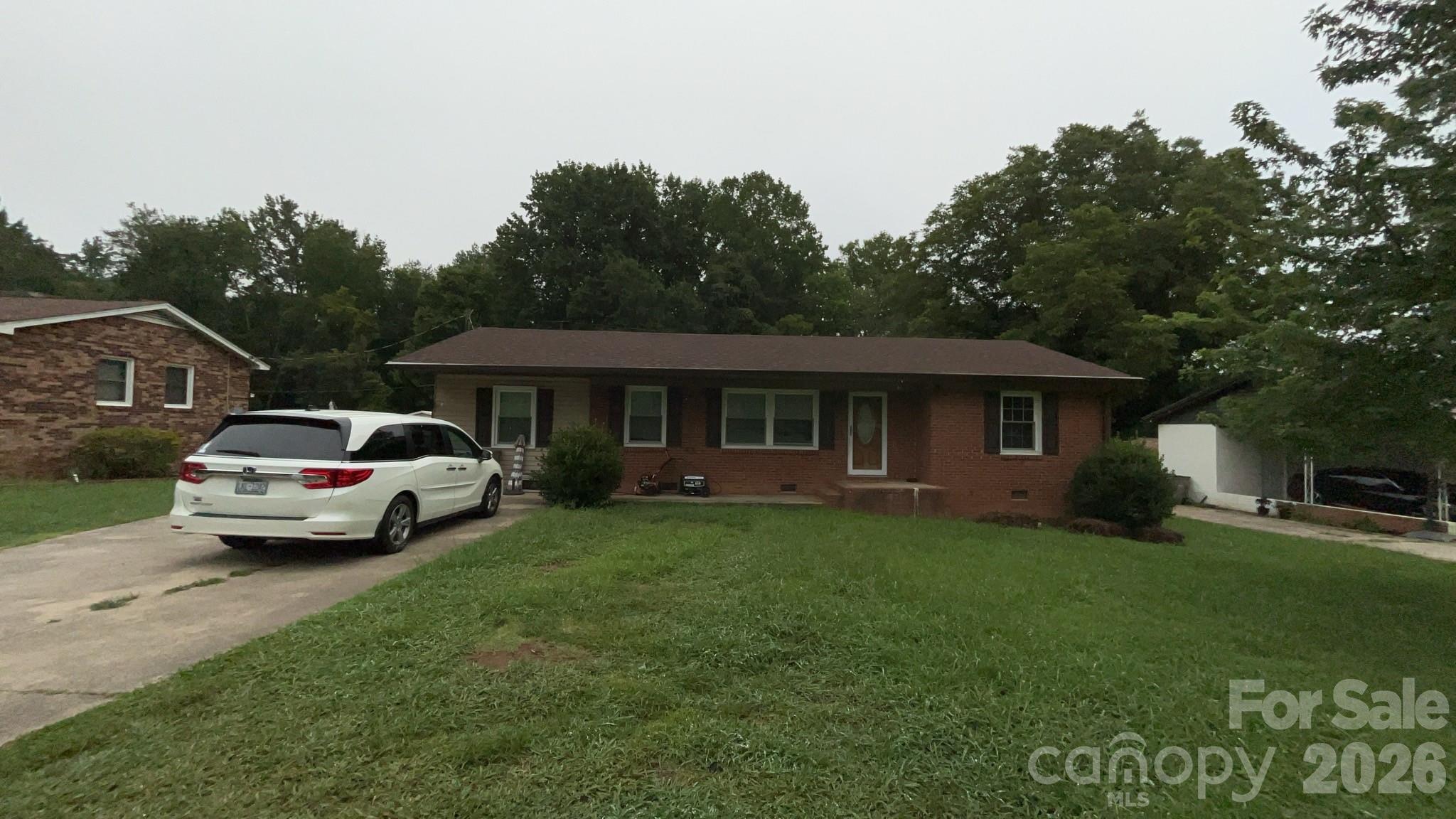 1429 Edgewood Road Property Photo 2