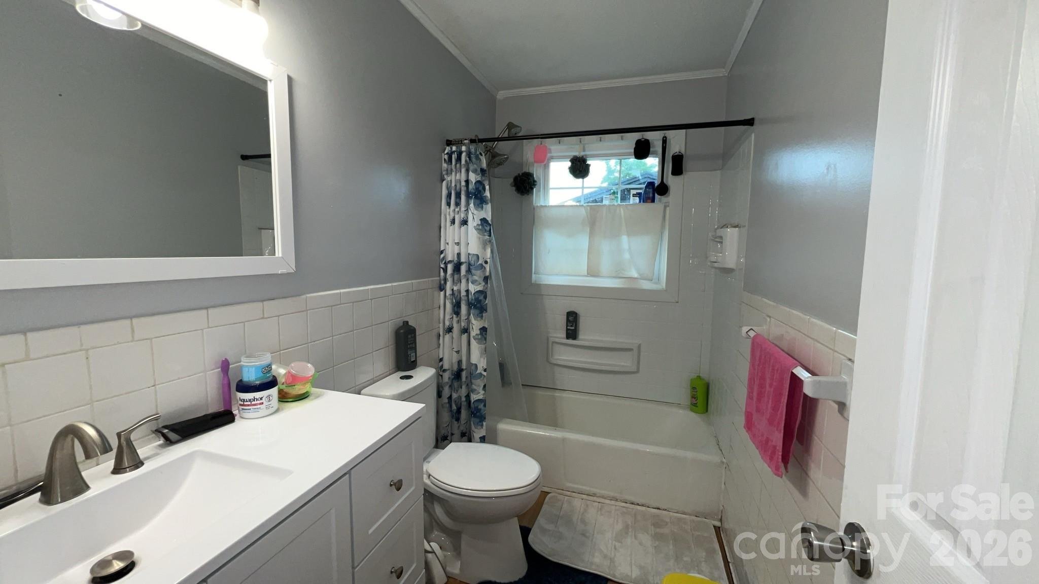 1429 Edgewood Road Property Photo 9
