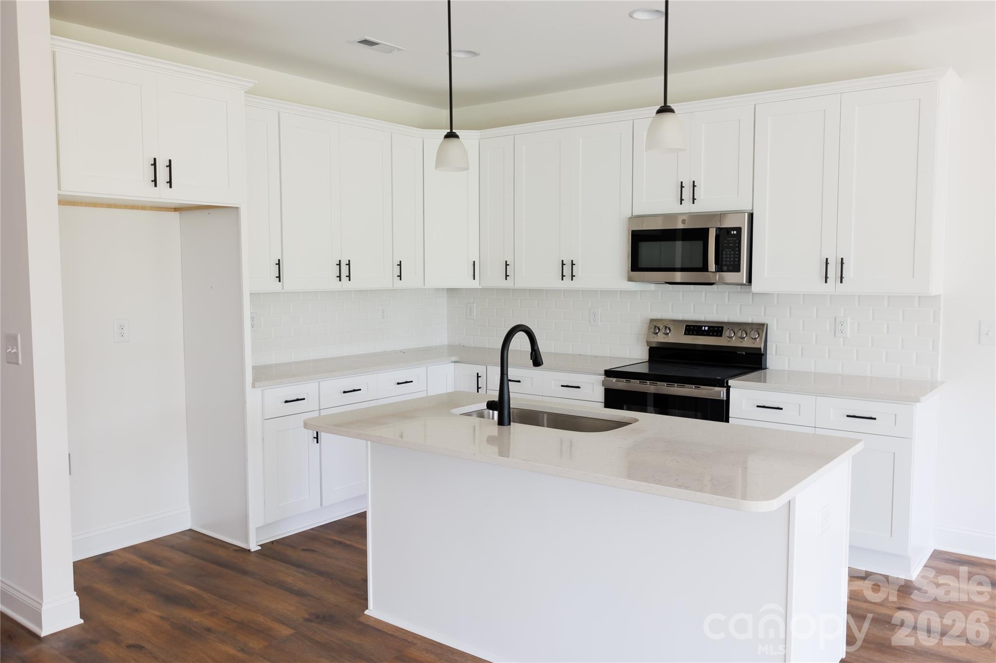 130c Deer Brook Drive Property Photo 4