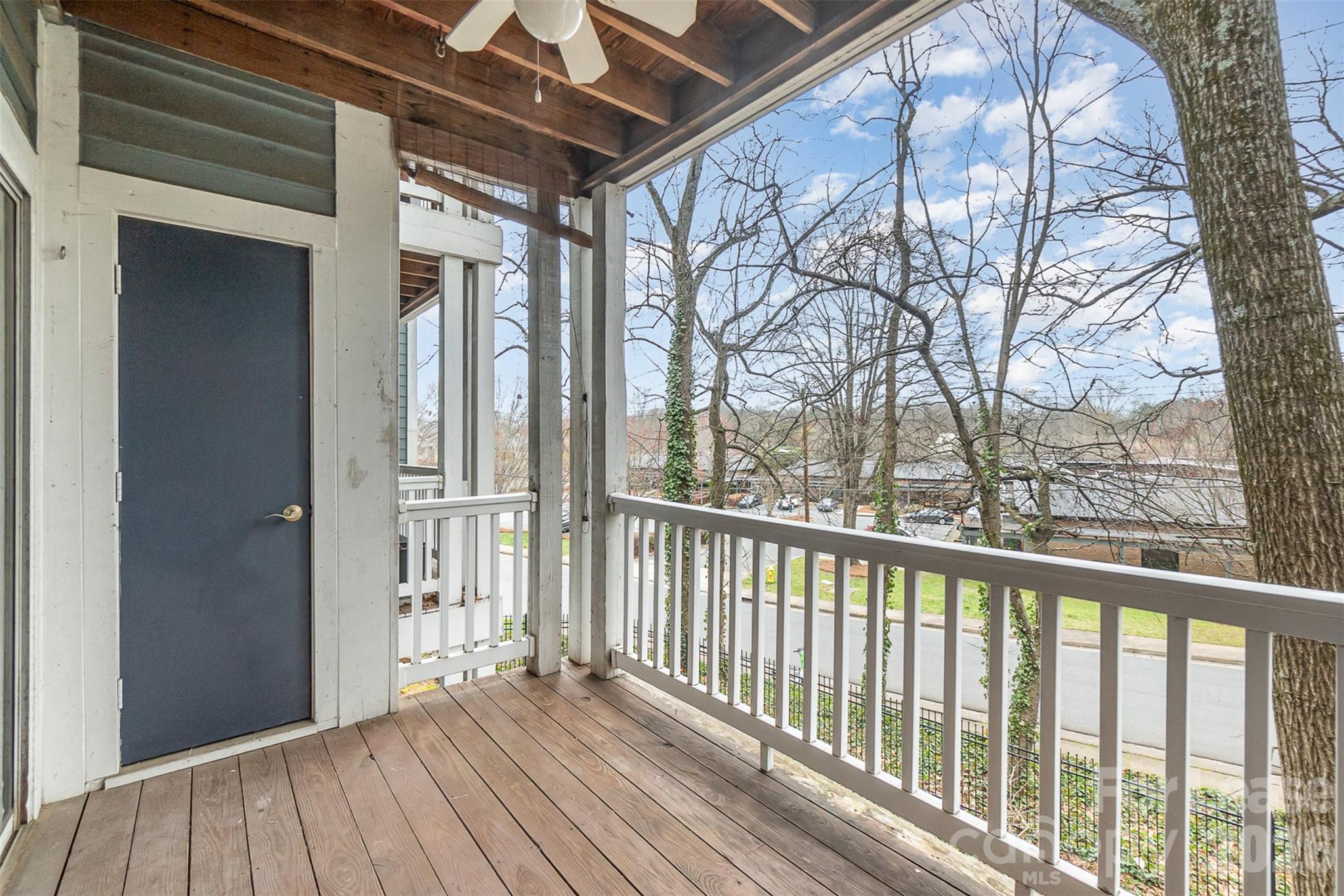 2512 Cranbrook Lane Property Photo 17