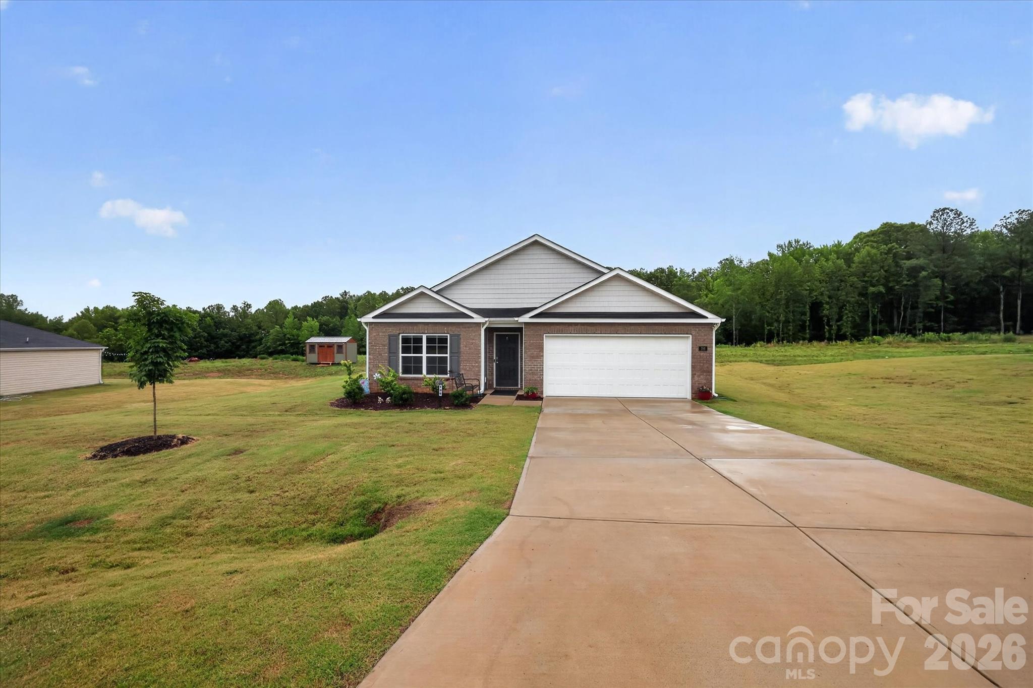 196 Beebop Lane Property Photo 3