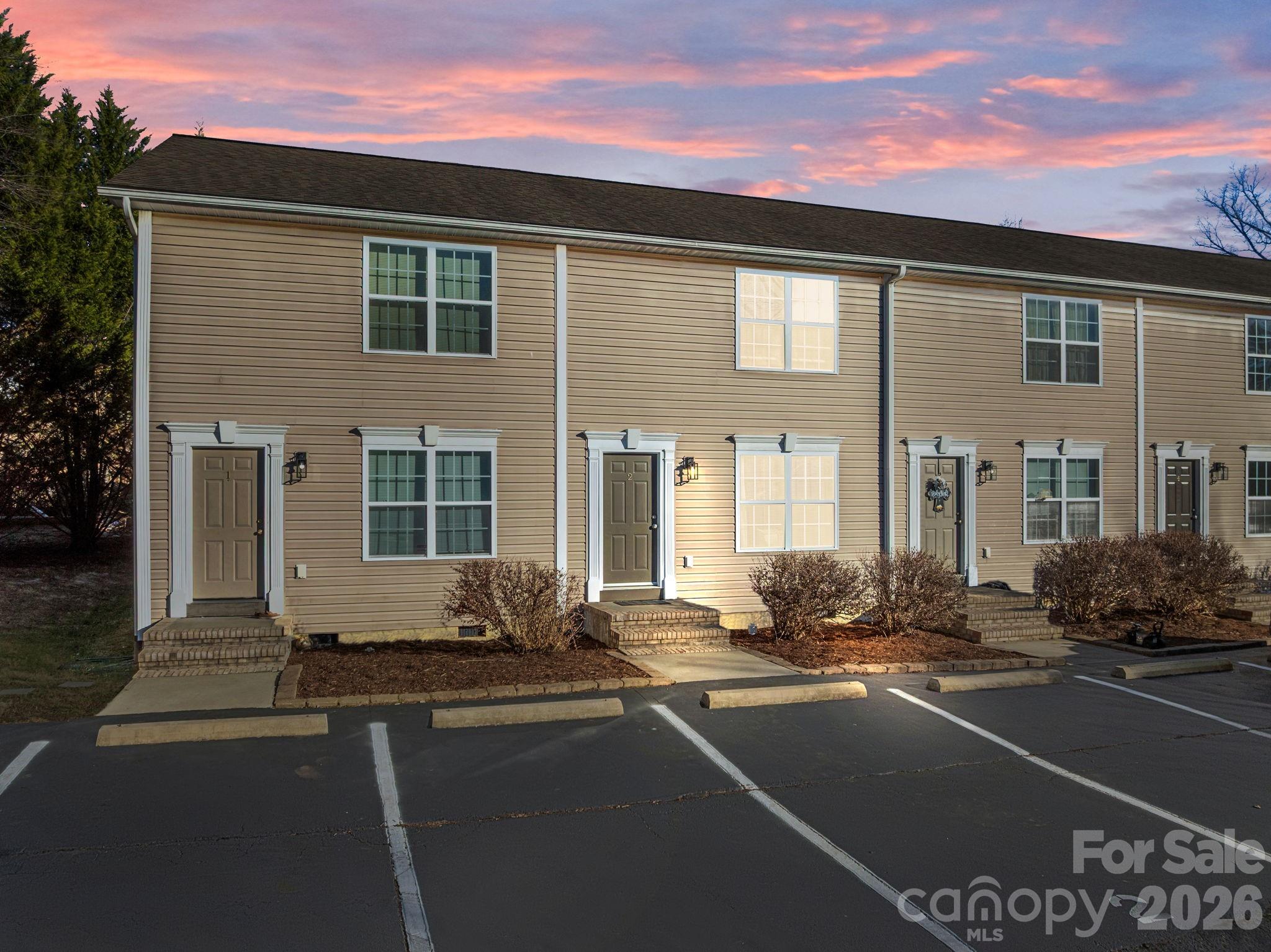 2 Meadow Glen Drive Property Photo 1
