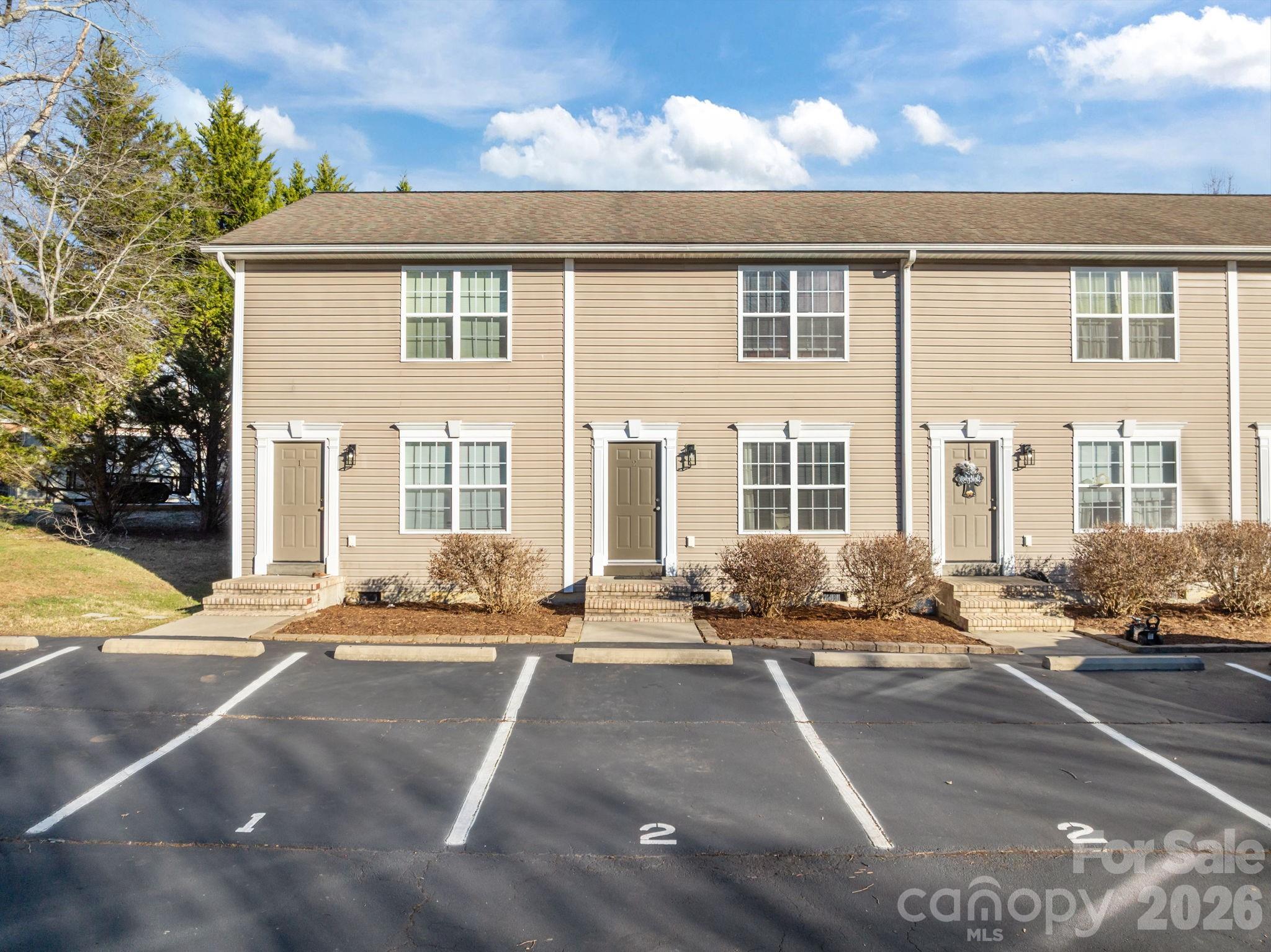 2 Meadow Glen Drive Property Photo 2
