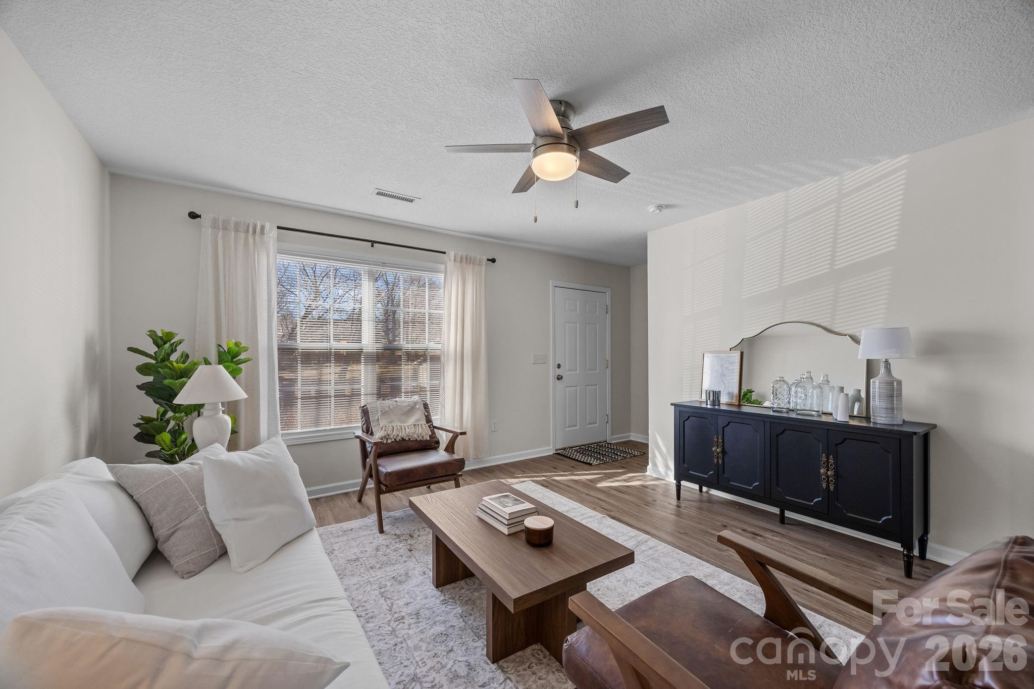 2 Meadow Glen Drive Property Photo 4