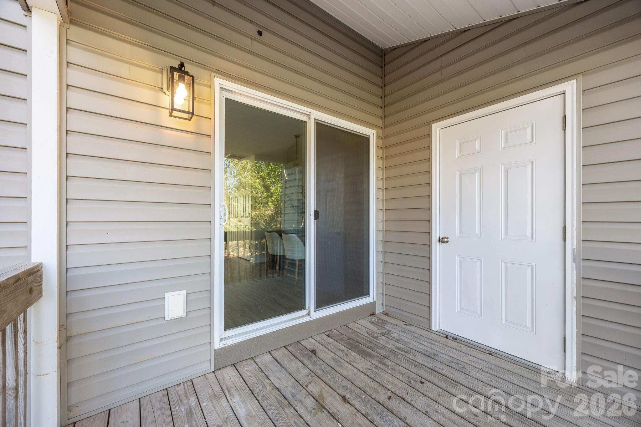 2 Meadow Glen Drive Property Photo 6
