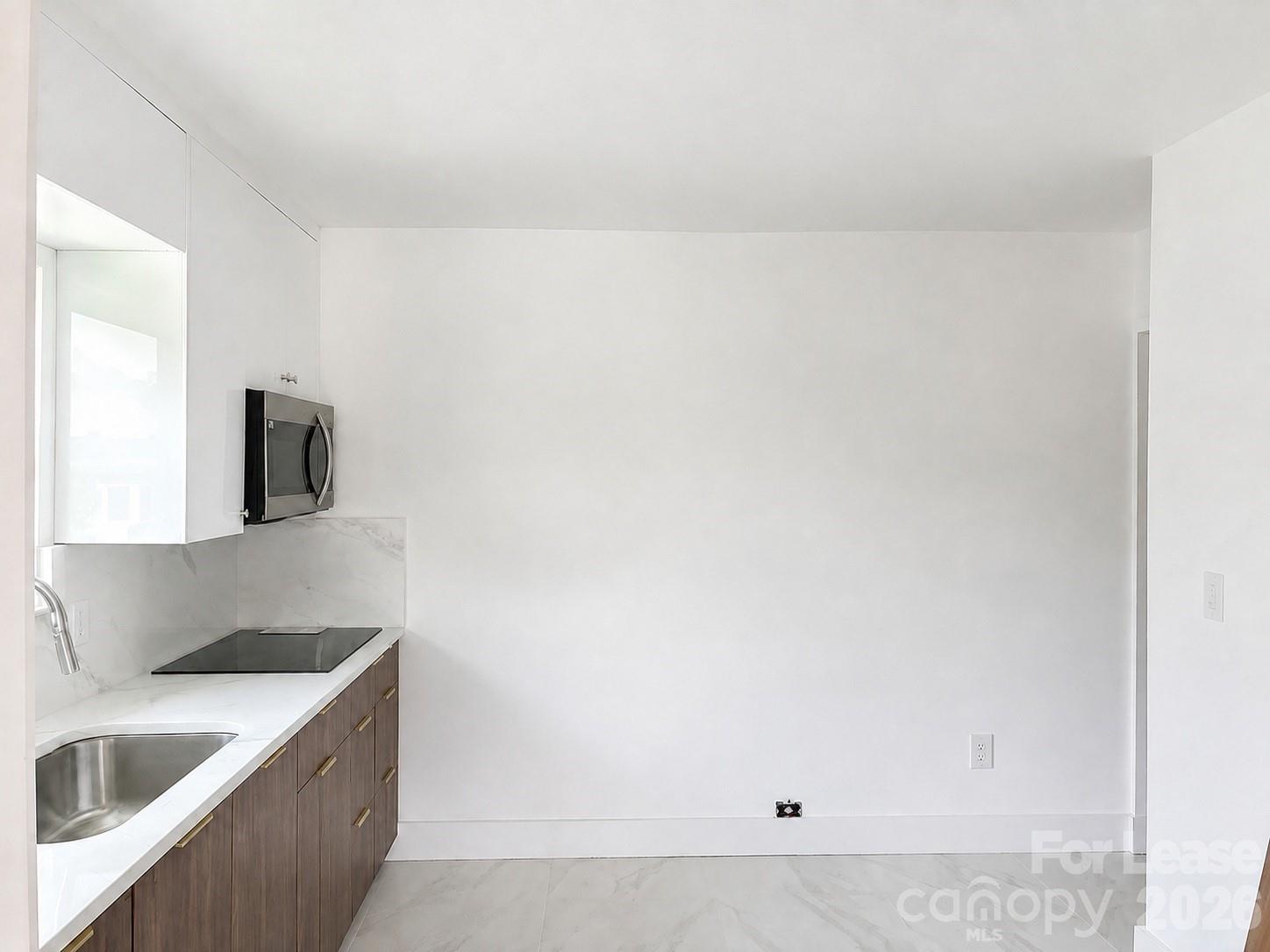 405 Orange Street 4 Property Photo 5