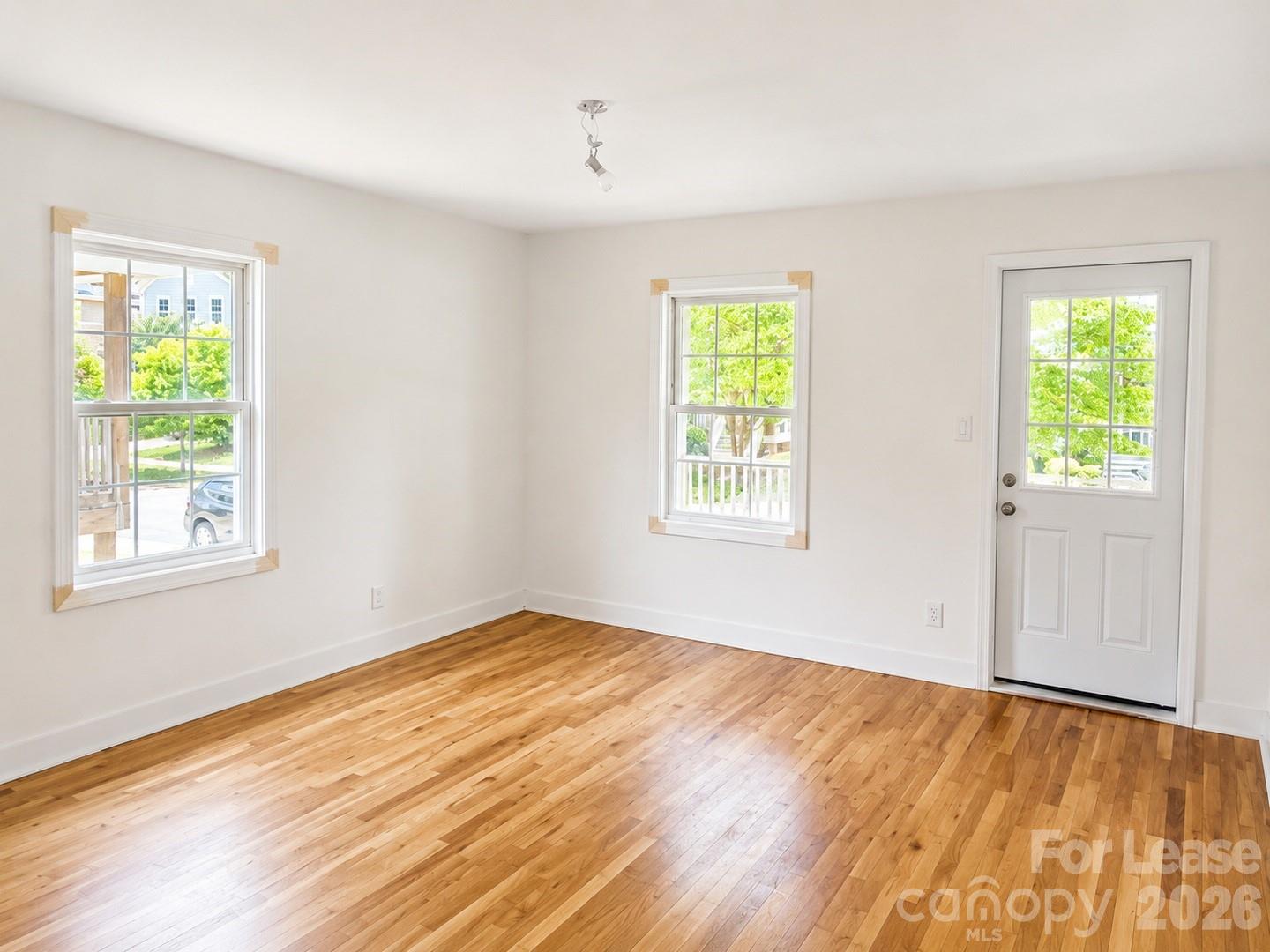 405 Orange Street 4 Property Photo 6