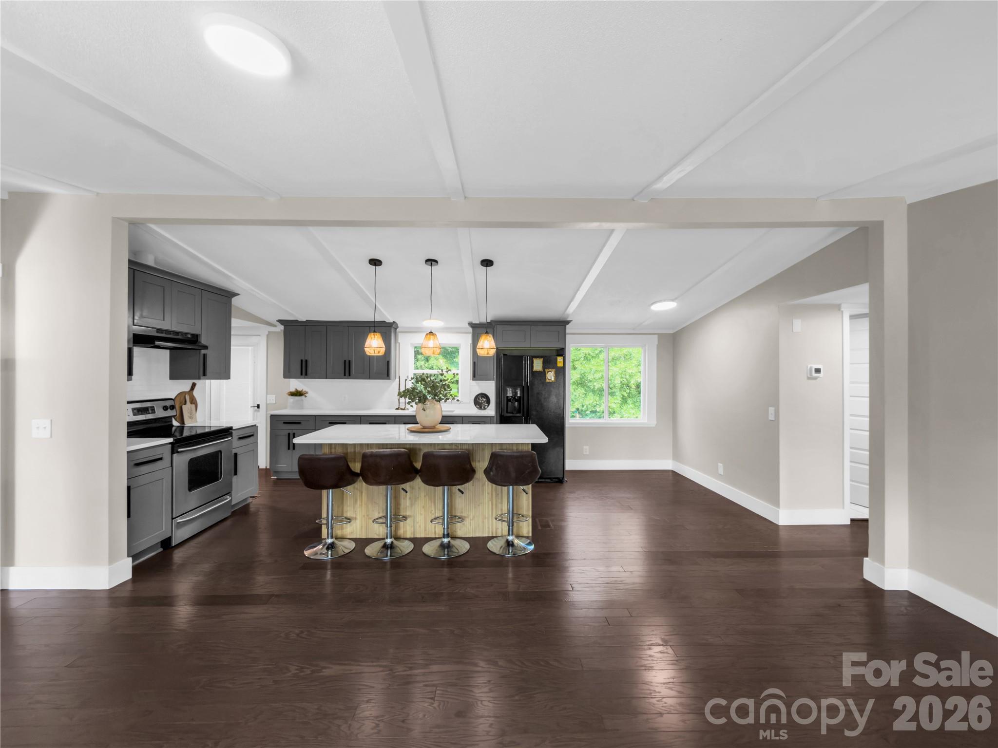 2240 Emerald Road Property Photo 9